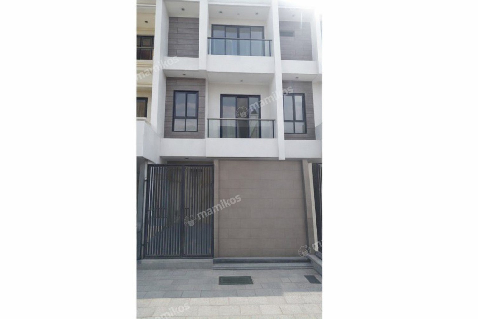 Rumah Sertifikat SHM 5 Kamar Tidur 4 Kamar Mandi Sunter Jakarta Utara - Photo 2