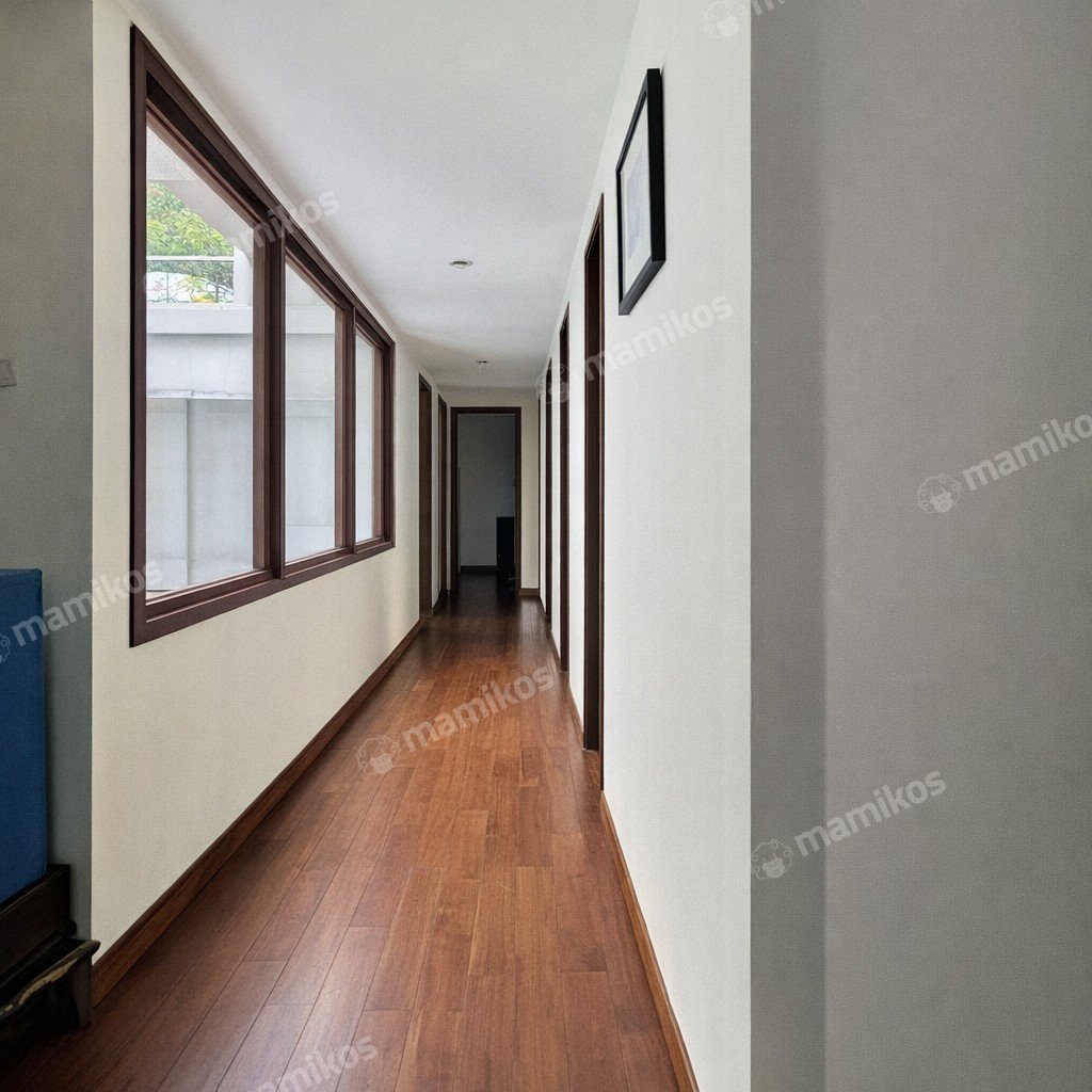 Rumah Sertifikat SHM 4 Kamar Tidur 4 Kamar Mandi Setiabudi Jakarta Selatan - Photo 5