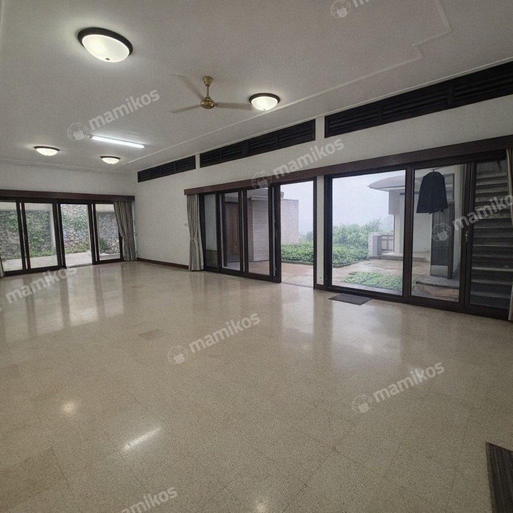 Rumah Sertifikat SHM 5 Kamar Tidur 2 Kamar Mandi Tanah Kusir Jakarta Selatan - Photo 3