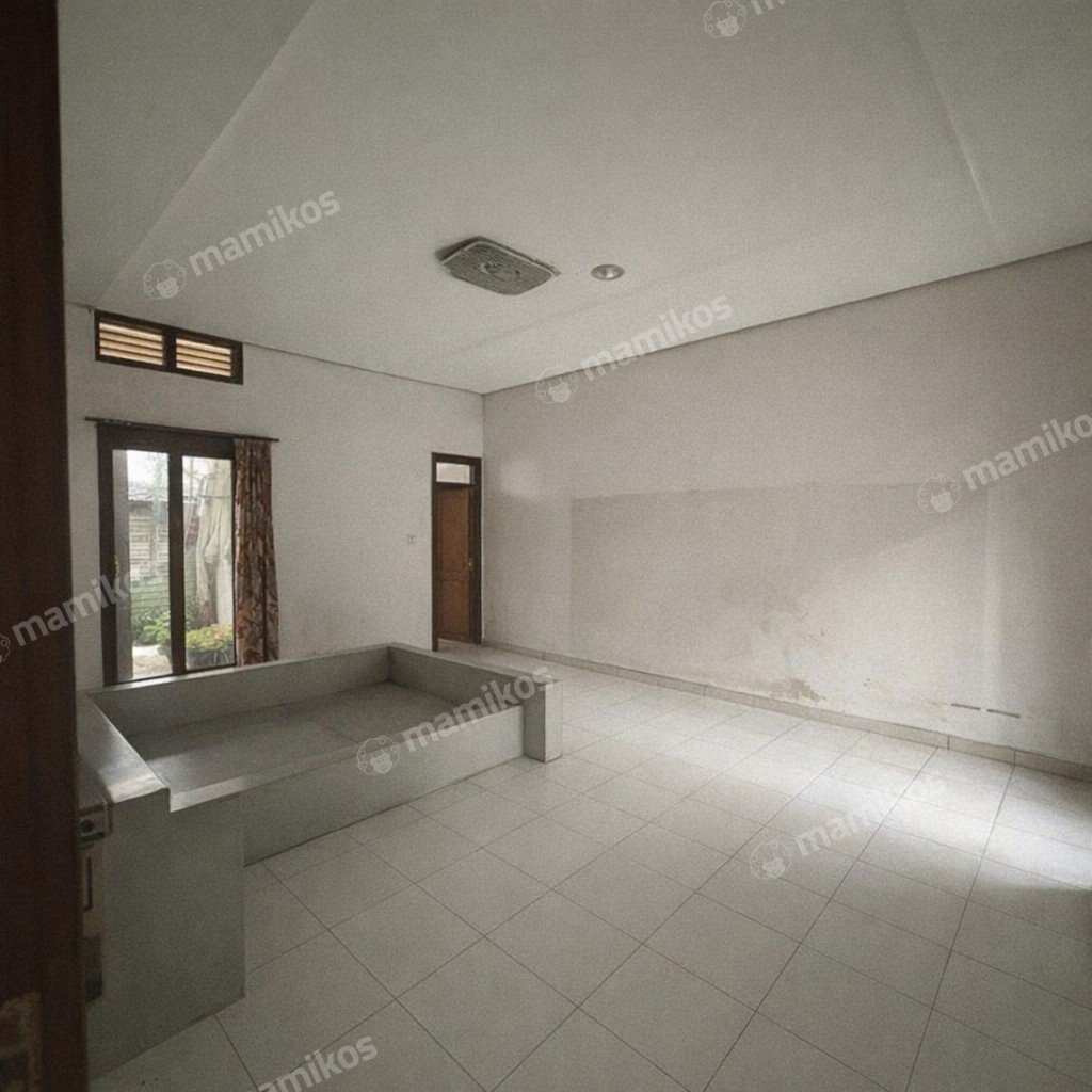 Rumah Sertifikat SHM 5 Kamar Tidur 2 Kamar Mandi Tanah Kusir Jakarta Selatan - Photo 4