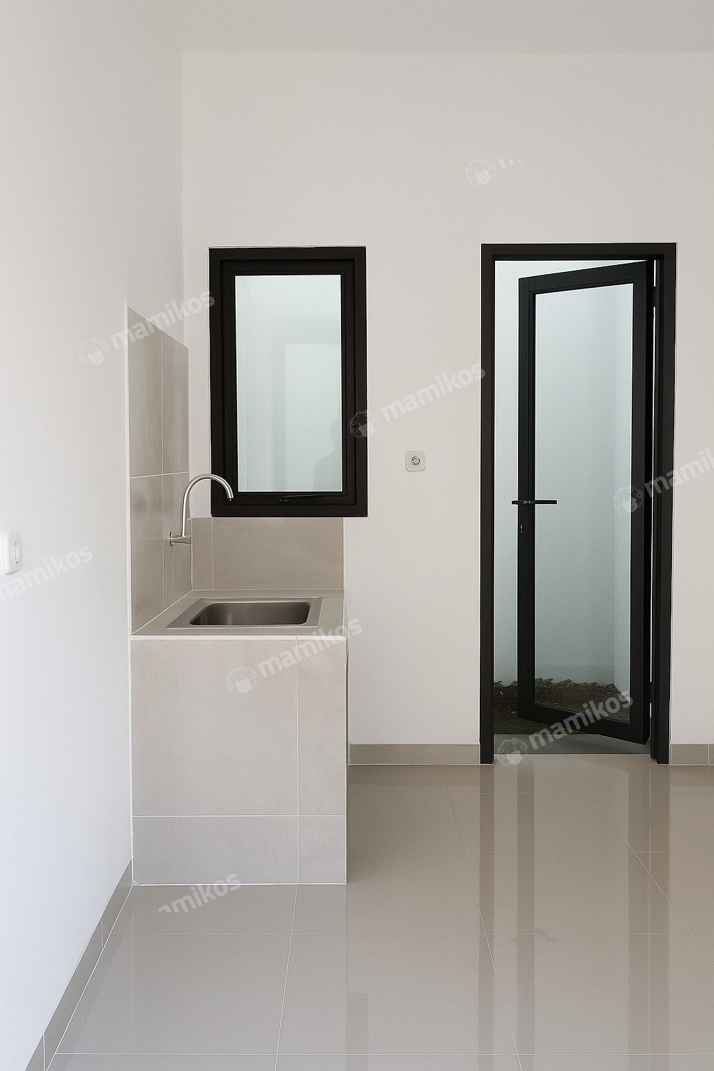 Rumah Sertifikat SHM 1 Lantai Petukangan Jakarta Selatan - Photo 4