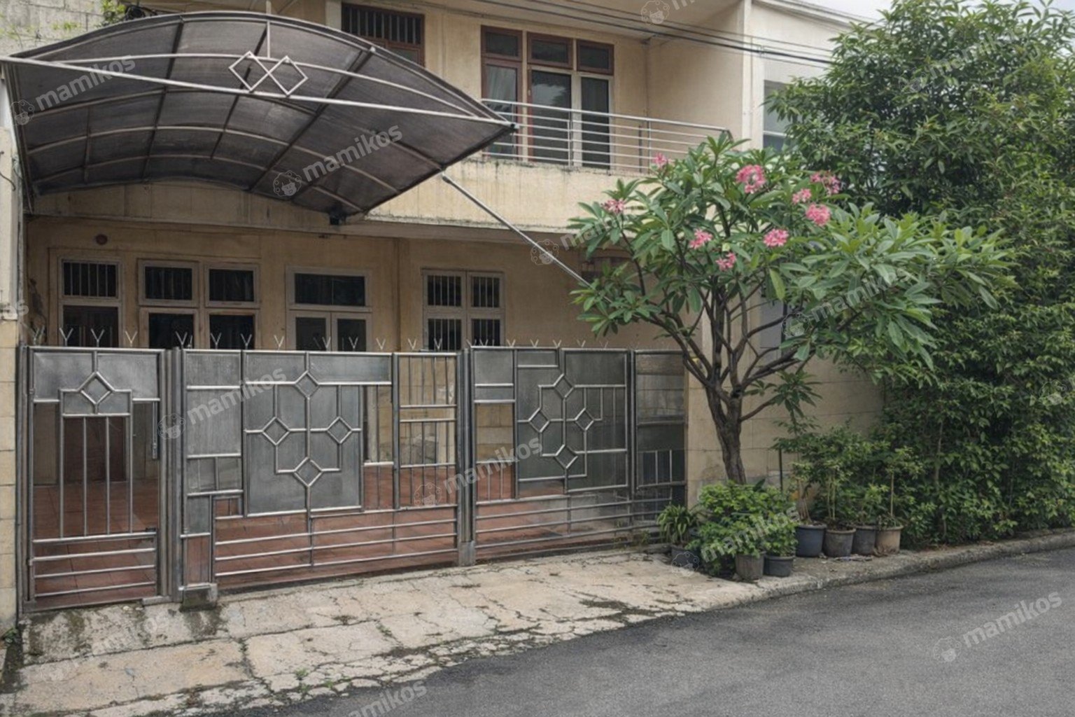 Rumah Sertifikat SHM 5 Kamar Tidur 5 Kamar Mandi Kelapa Gading Jakarta Utara