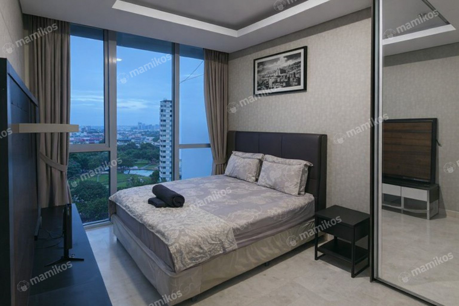 Rumah 2 Kamar Tidur 2 Kamar Mandi Puri Indah Jakarta Barat