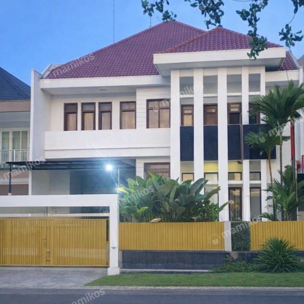 Rumah 5 Kamar Tidur 4 Kamar Mandi 2 Lantai Kota Wisata Jakarta Timur
