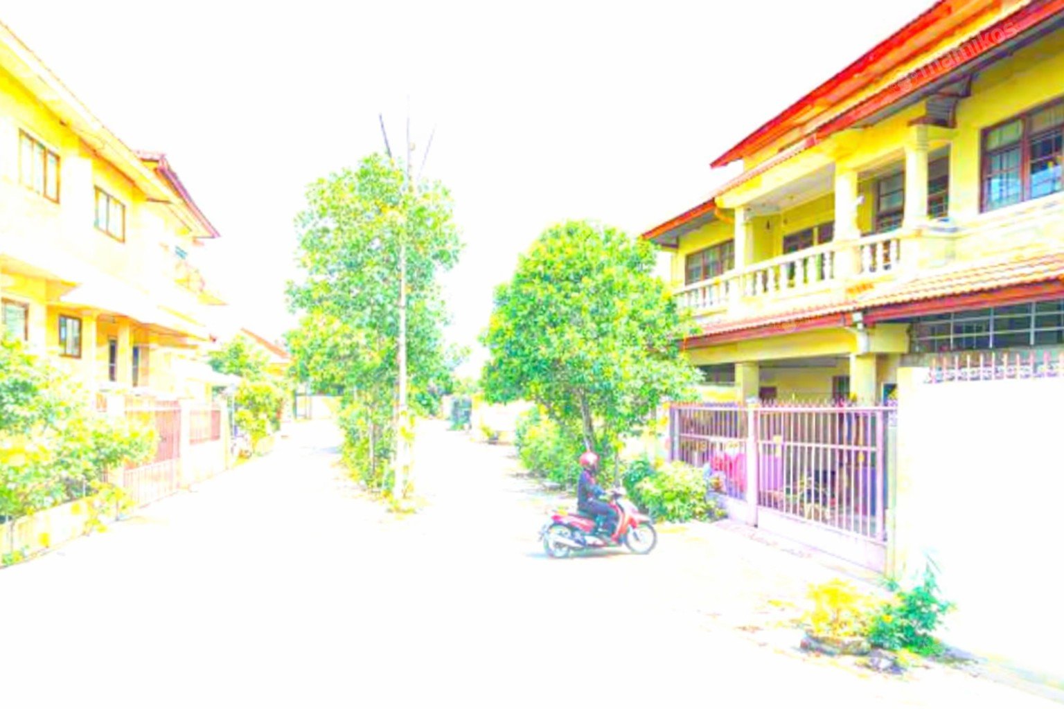 Rumah Sertifikat SHM 2 Kamar Tidur 1 Kamar Mandi Tomang Jakarta Barat - Photo 2