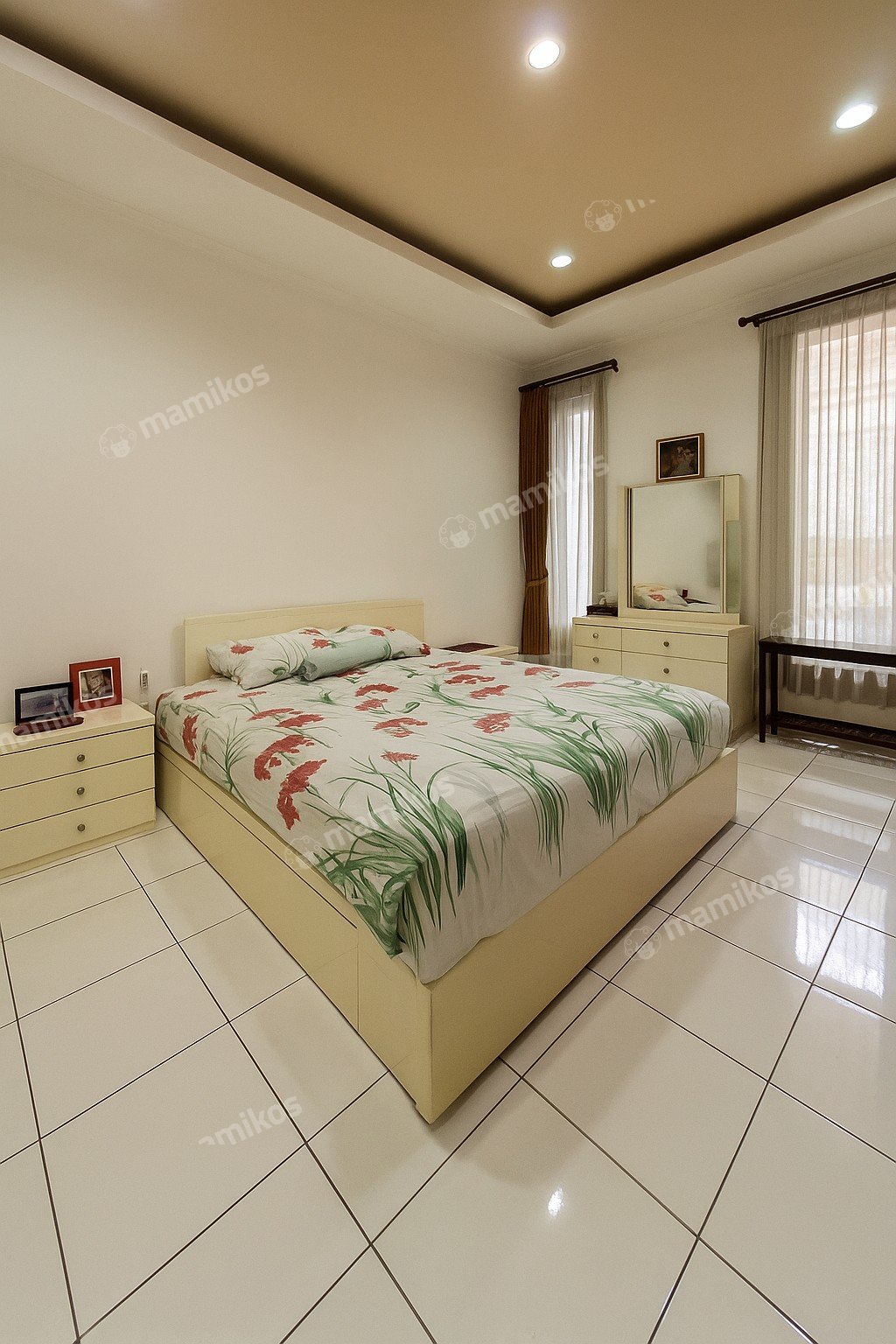 Rumah Sertifikat SHM 4 Kamar Tidur 5 Kamar Mandi Bangka Jakarta Selatan - Photo 2