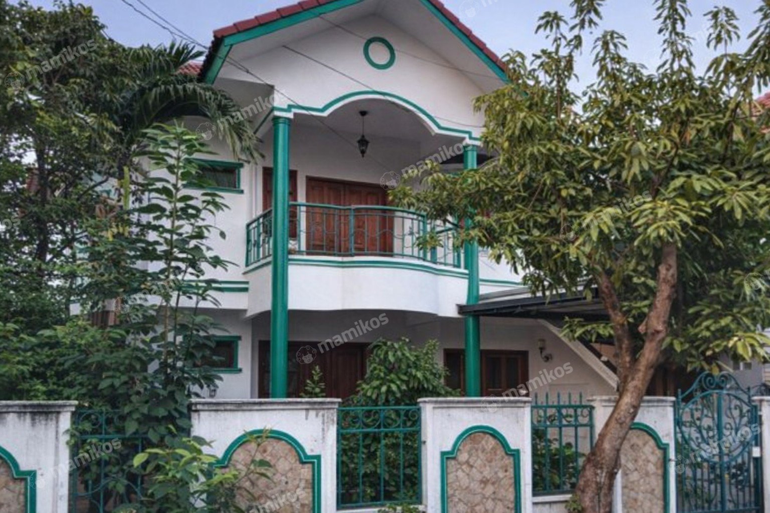 Rumah Sertifikat SHM 5 Kamar Tidur 4 Kamar Mandi Duren Sawit Jakarta Timur