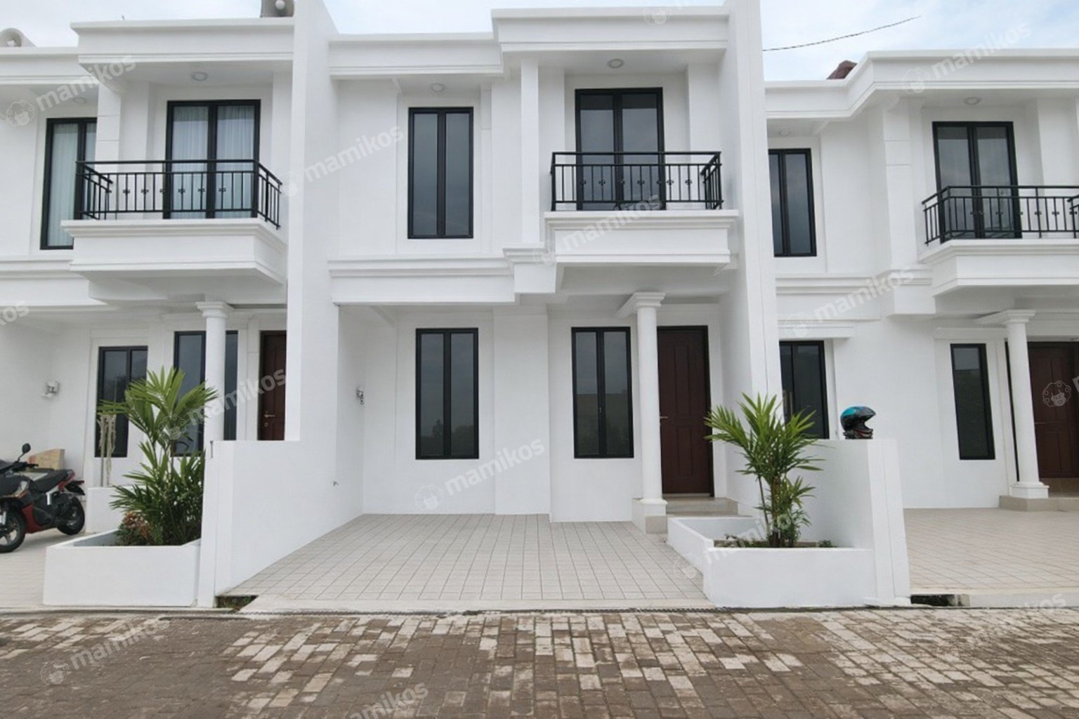 Rumah Sertifikat SHM 3 Kamar Tidur 2 Kamar Mandi Jatiwaringin Jakarta Timur
