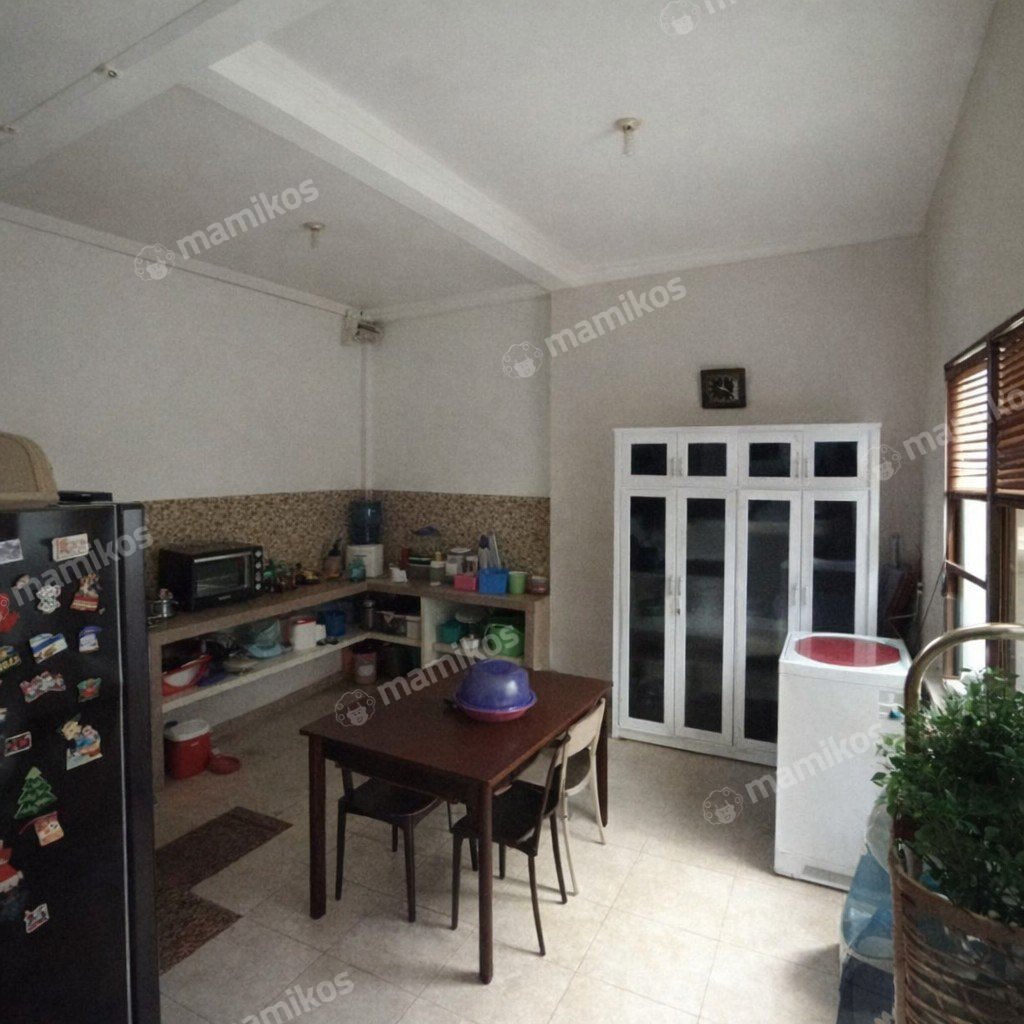 Rumah Sertifikat SHM 3 Kamar Tidur 3 Kamar Mandi Metland Puri Jakarta Barat - Photo 3