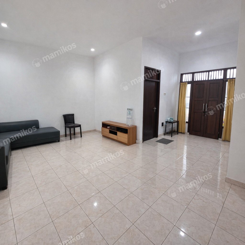 Rumah Sertifikat SHM 3 Kamar Tidur 3 Kamar Mandi Kelapa Gading Jakarta Utara - Photo 2