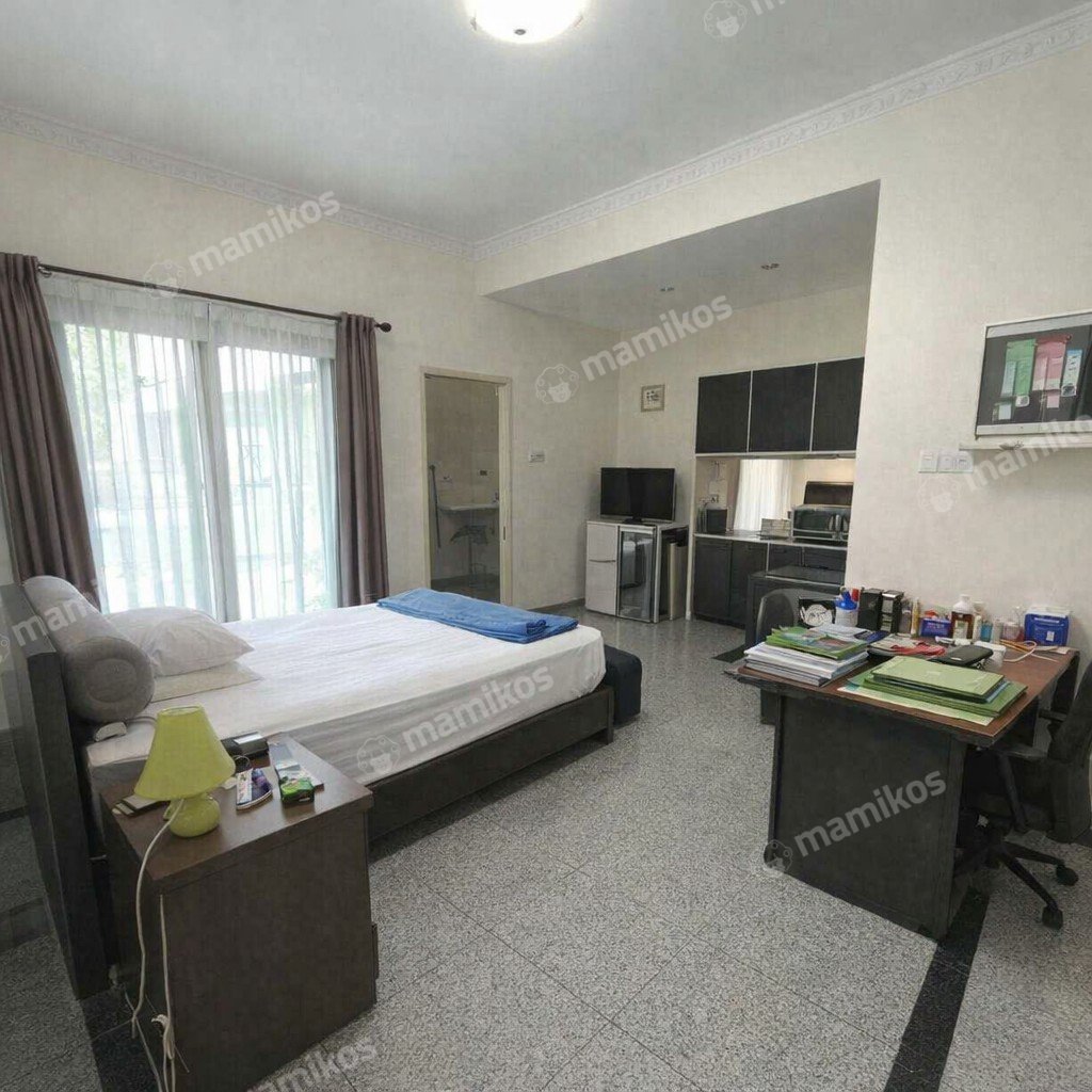 Rumah Sertifikat SHM 3 Kamar Tidur 2 Kamar Mandi Permata Buana Jakarta Barat - Photo 5