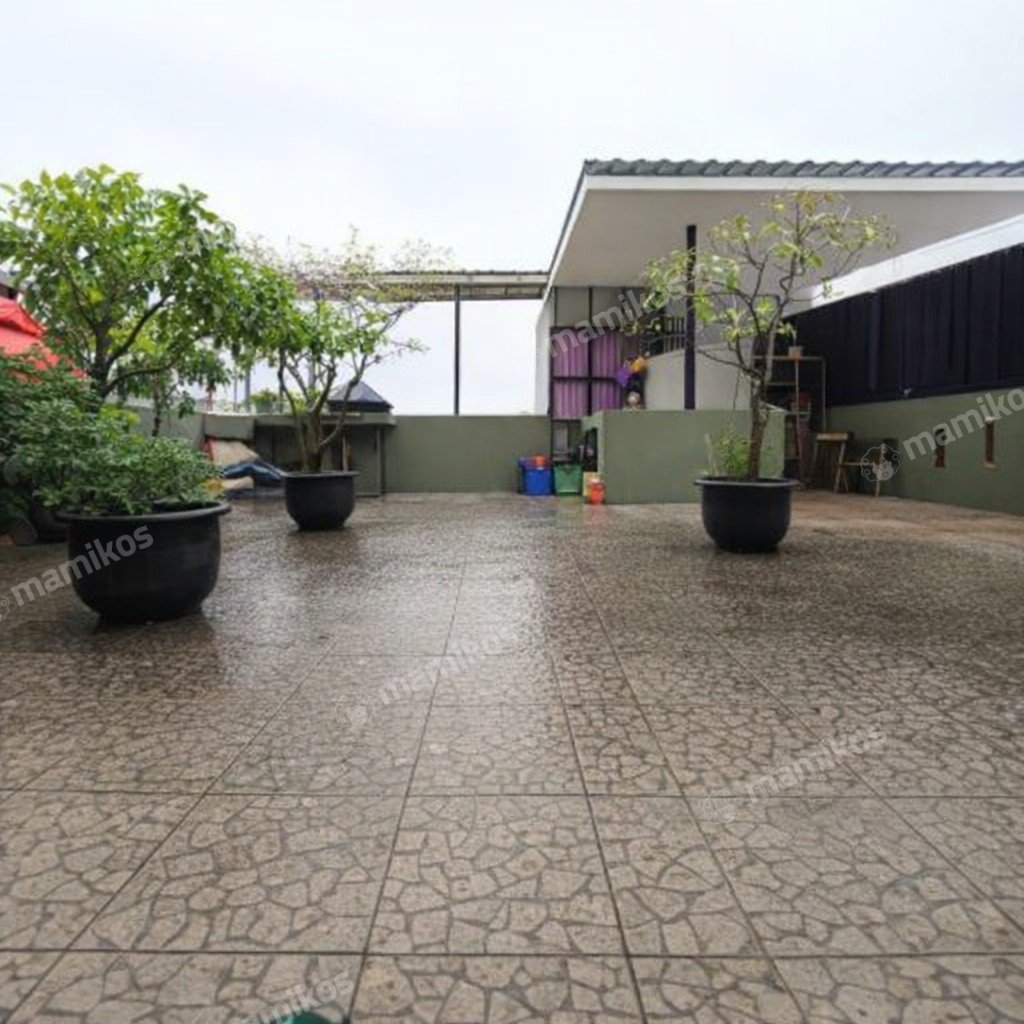 Rumah Sertifikat SHM 8 Kamar Tidur 6 Kamar Mandi Jatinegara Jakarta Timur - Photo 4