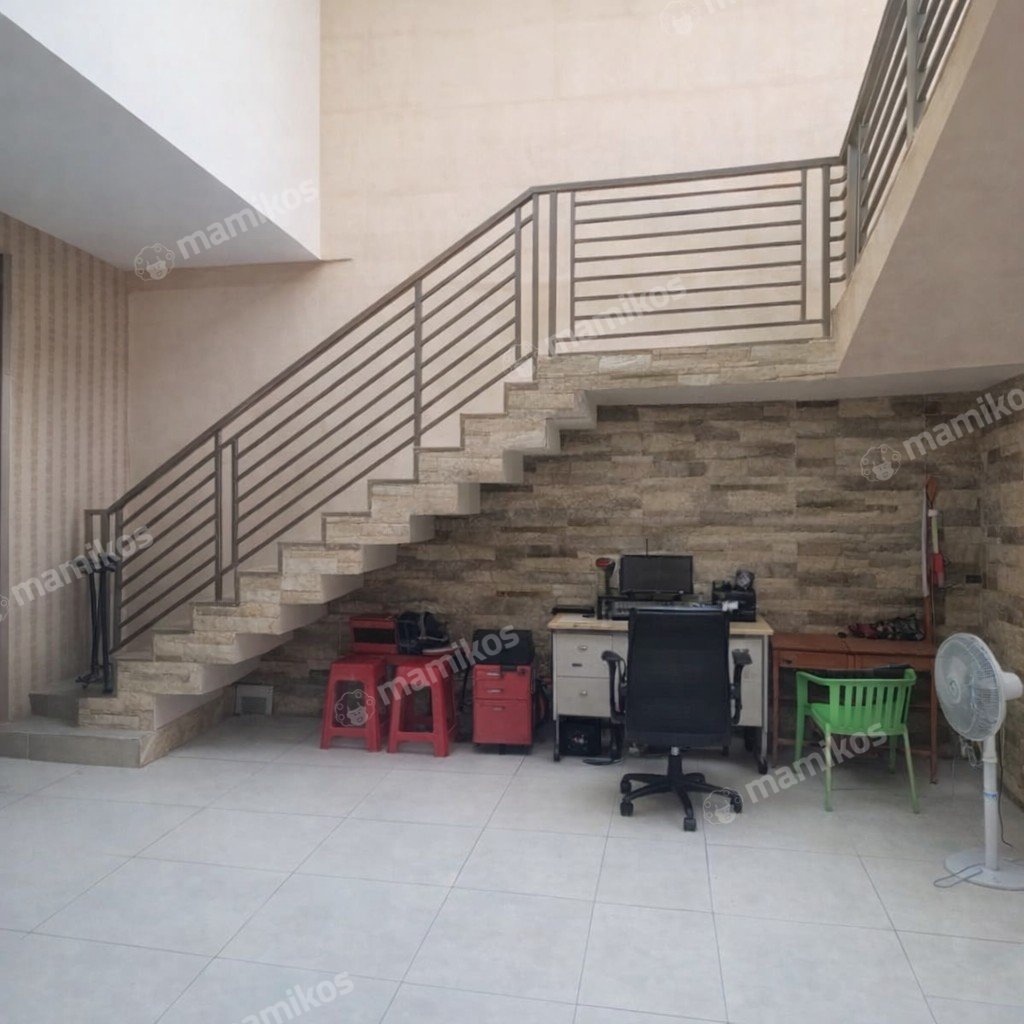 Rumah Sertifikat SHM 5 Kamar Tidur 4 Kamar Mandi Semper Jakarta Utara - Photo 2