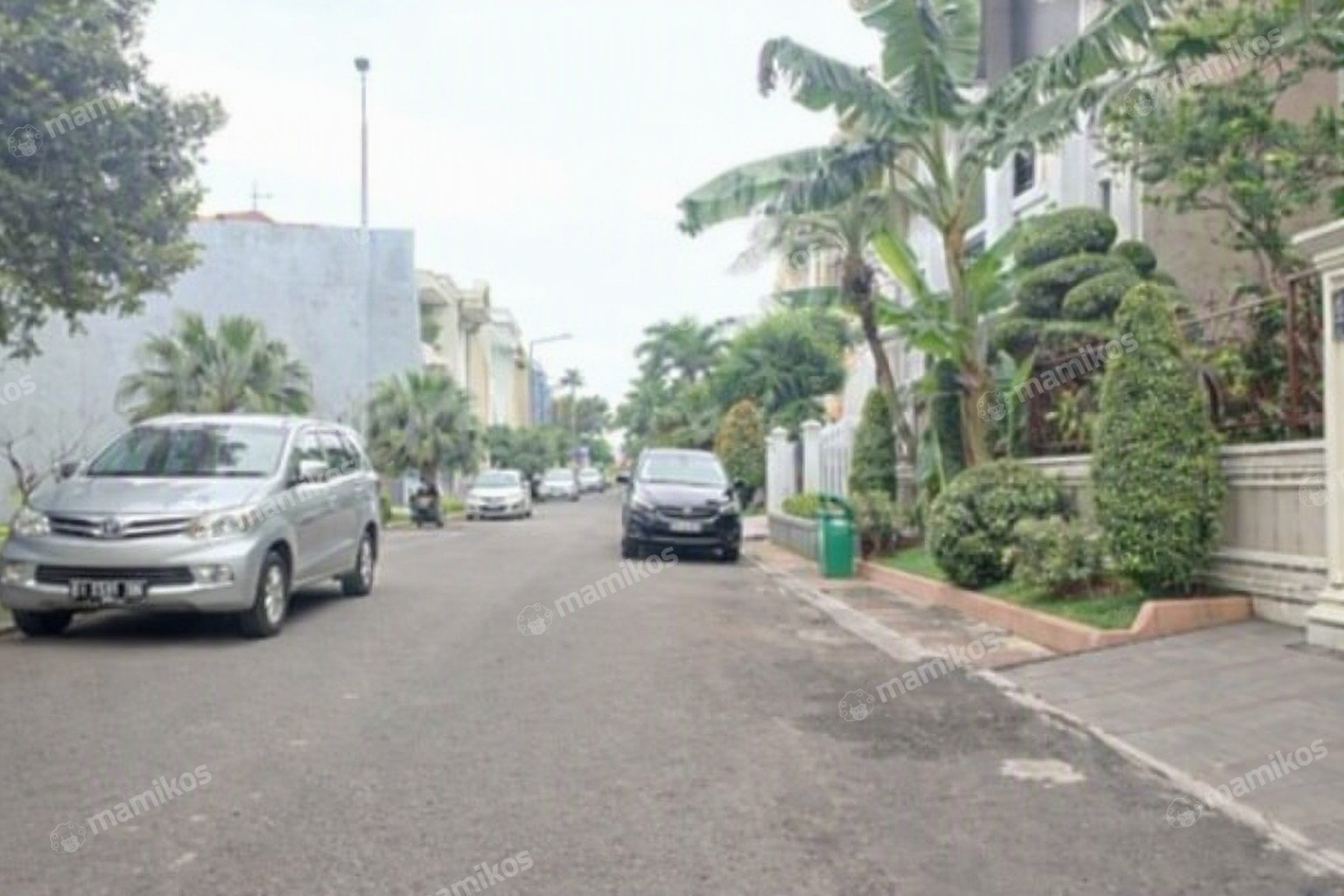 Rumah Sertifikat SHM 5 Kamar Tidur 3 Kamar Mandi Kelapa Gading Jakarta Utara - Photo 2