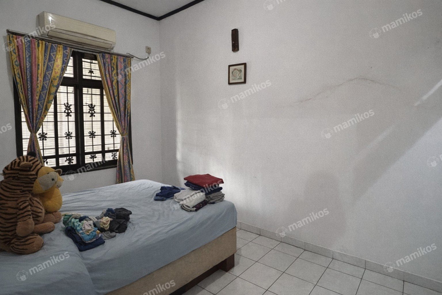 Rumah 4KT 4KM Tanjung Duren Jakarta Barat