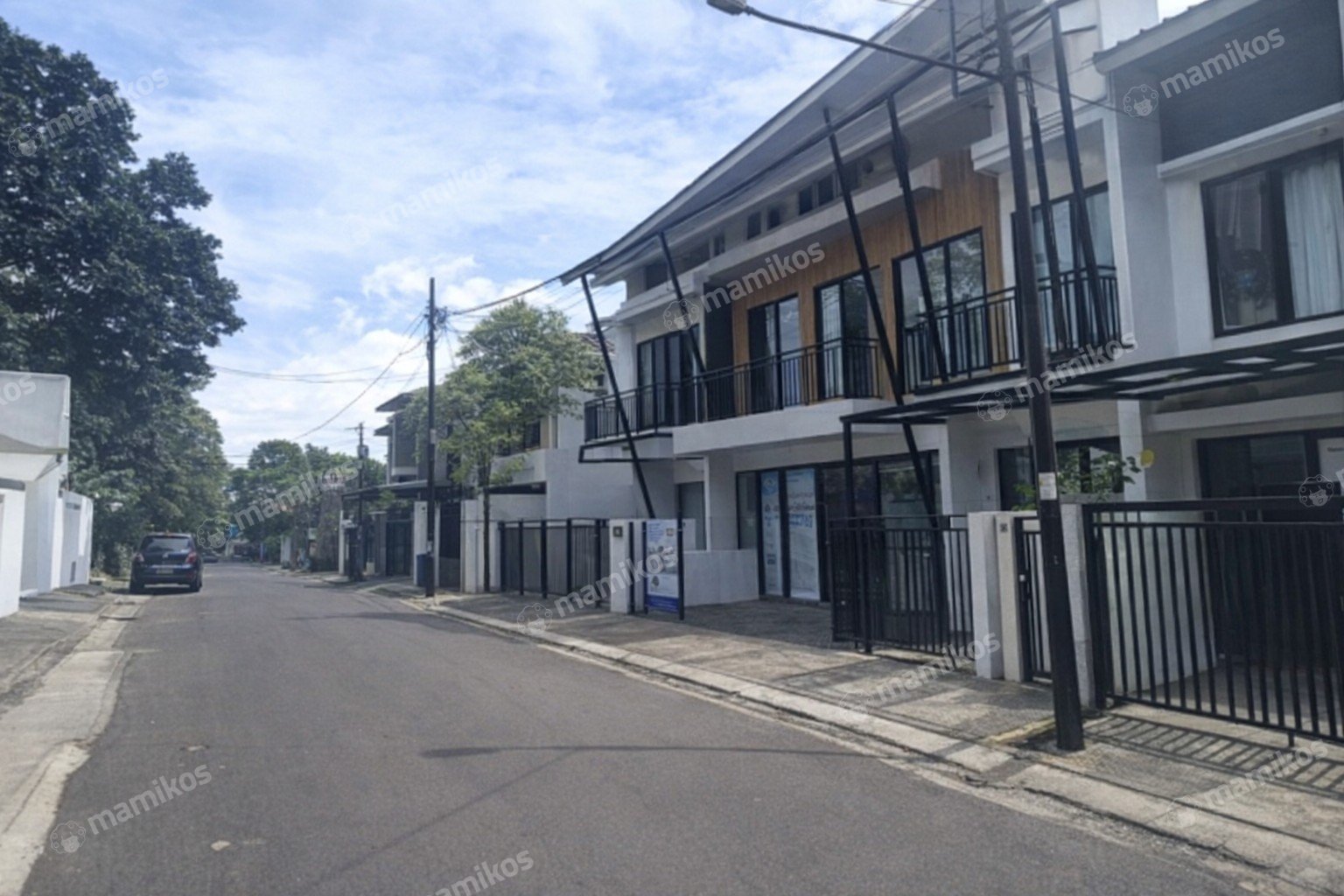 Rumah Sertifikat SHM 4 Kamar Tidur 3 Kamar Mandi Cilandak Jakarta Selatan - Photo 3