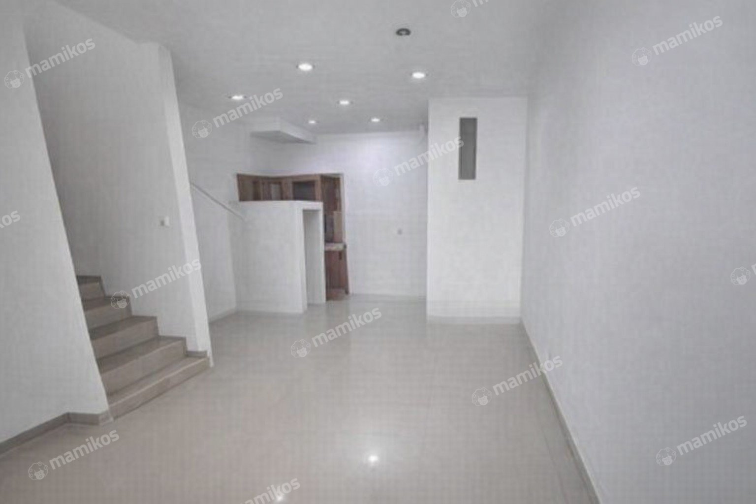 Rumah Sertifikat Hak Pakai 3 Kamar Tidur 3 Kamar Mandi Golf Island Jakarta Utara - Photo 2