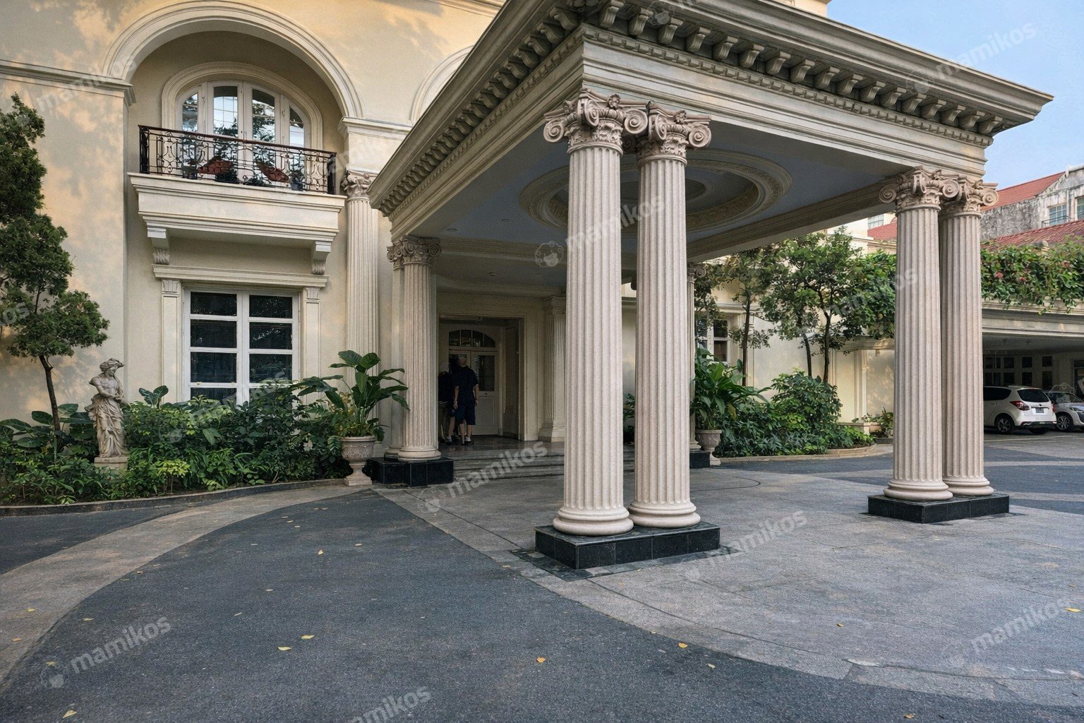 Rumah Sertifikat SHM 8 Kamar Tidur 8 Kamar Mandi Pondok Indah Jakarta Selatan