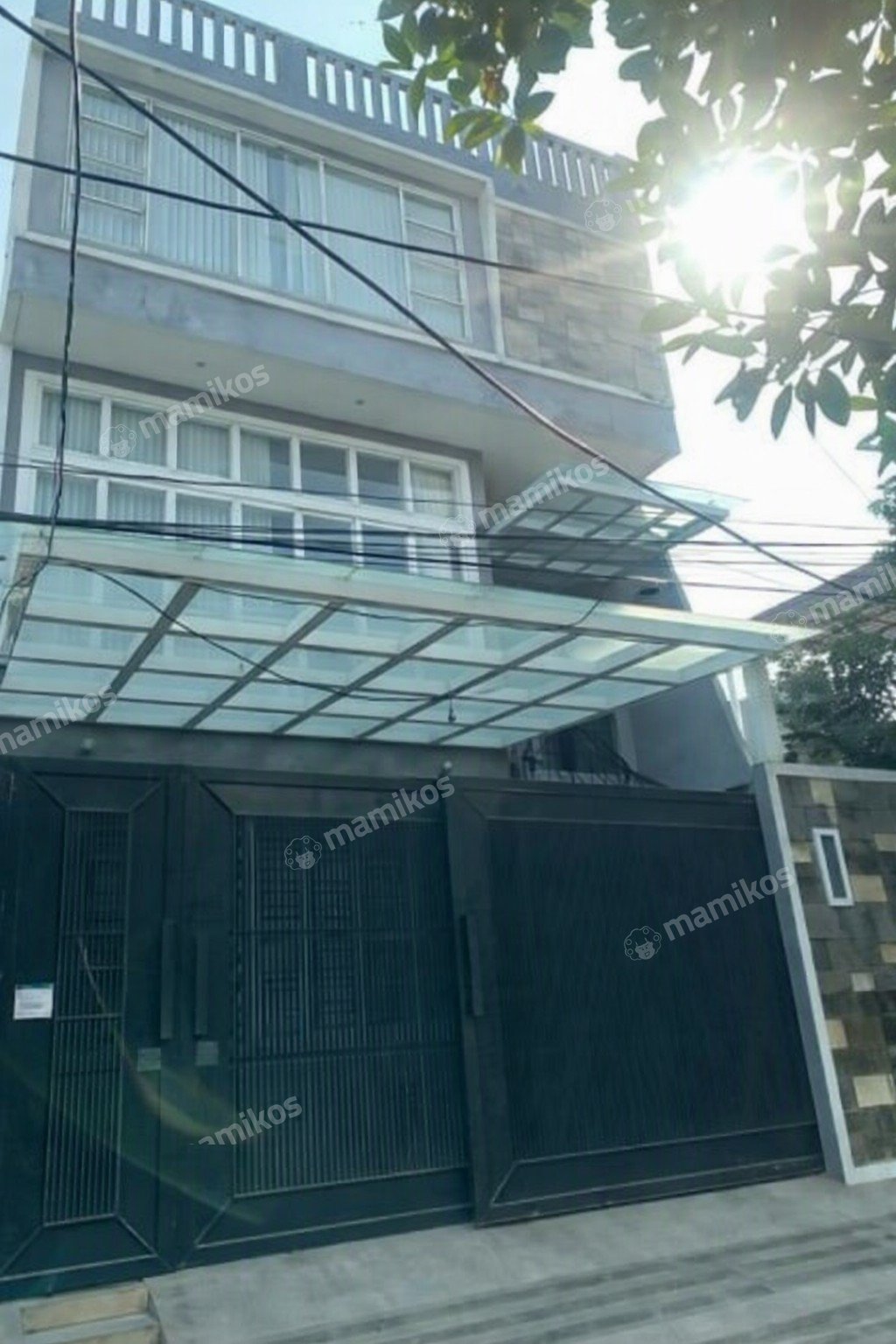 Rumah Sertifikat SHM 5 Kamar Tidur 5 Kamar Mandi Kelapa Gading Jakarta Utara - Photo 2