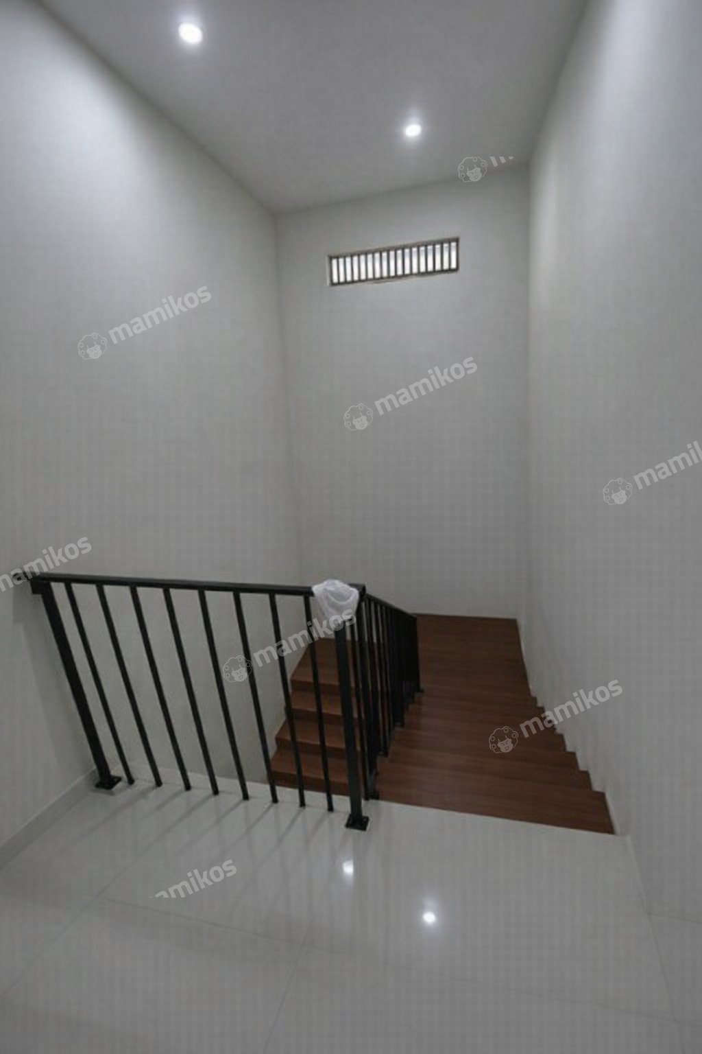 Rumah Sertifikat SHM 4 Kamar Tidur 3 Kamar Mandi Matraman Jakarta Timur - Photo 5