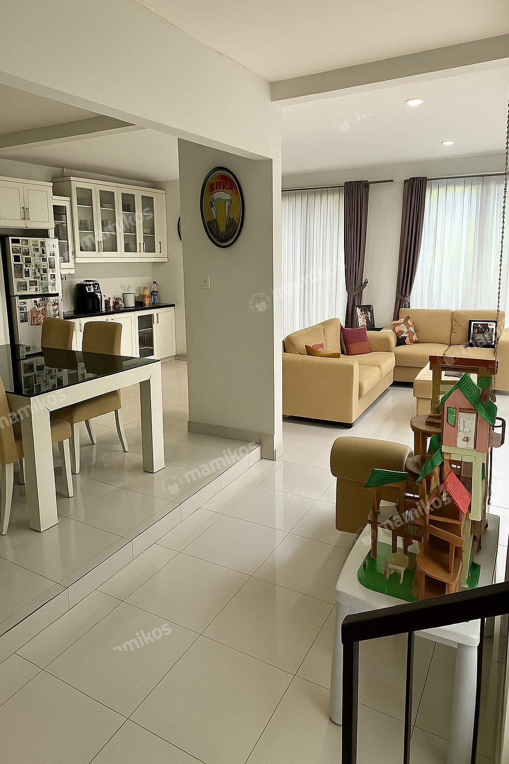 Rumah Sertifikat SHM 5 Kamar Tidur 7 Kamar Mandi Citra Grand Jakarta Timur - Photo 2