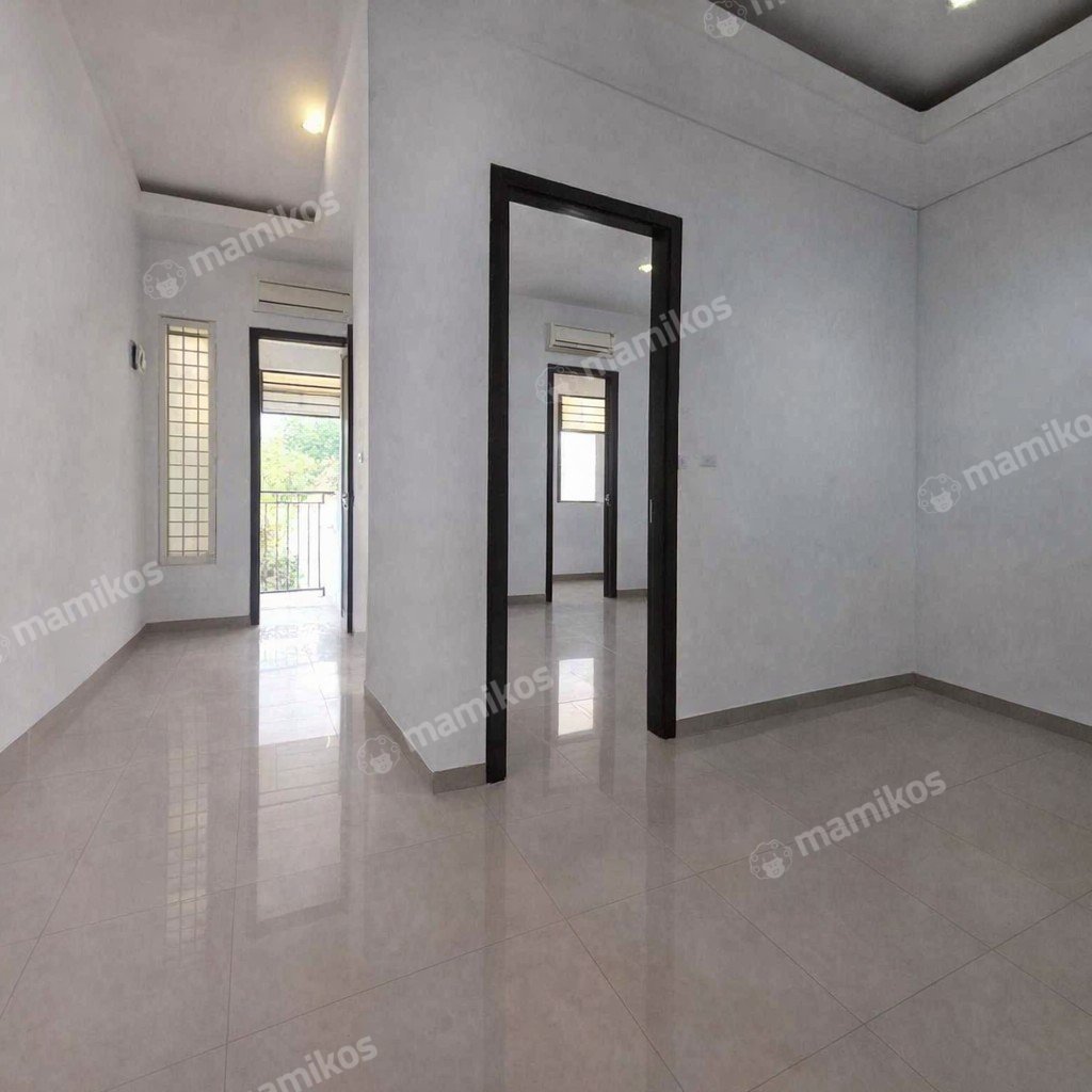 Rumah Sertifikat SHM 3 Kamar Tidur 2 Kamar Mandi Duri Kepa Jakarta Barat - Photo 3