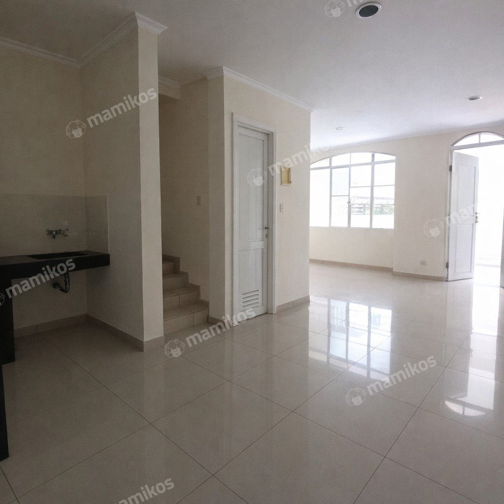 Rumah Sertifikat SHM 3 Kamar Tidur 3 Kamar Mandi Green Lake City Jakarta Barat - Photo 2