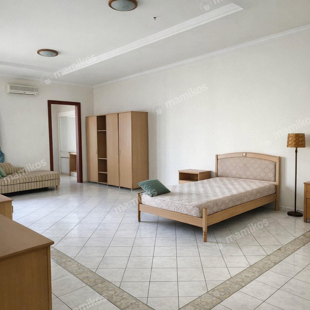 Rumah 5 Kamar Tidur 4 Kamar Mandi 2 Lantai Intercon Jakarta Barat - Photo 3