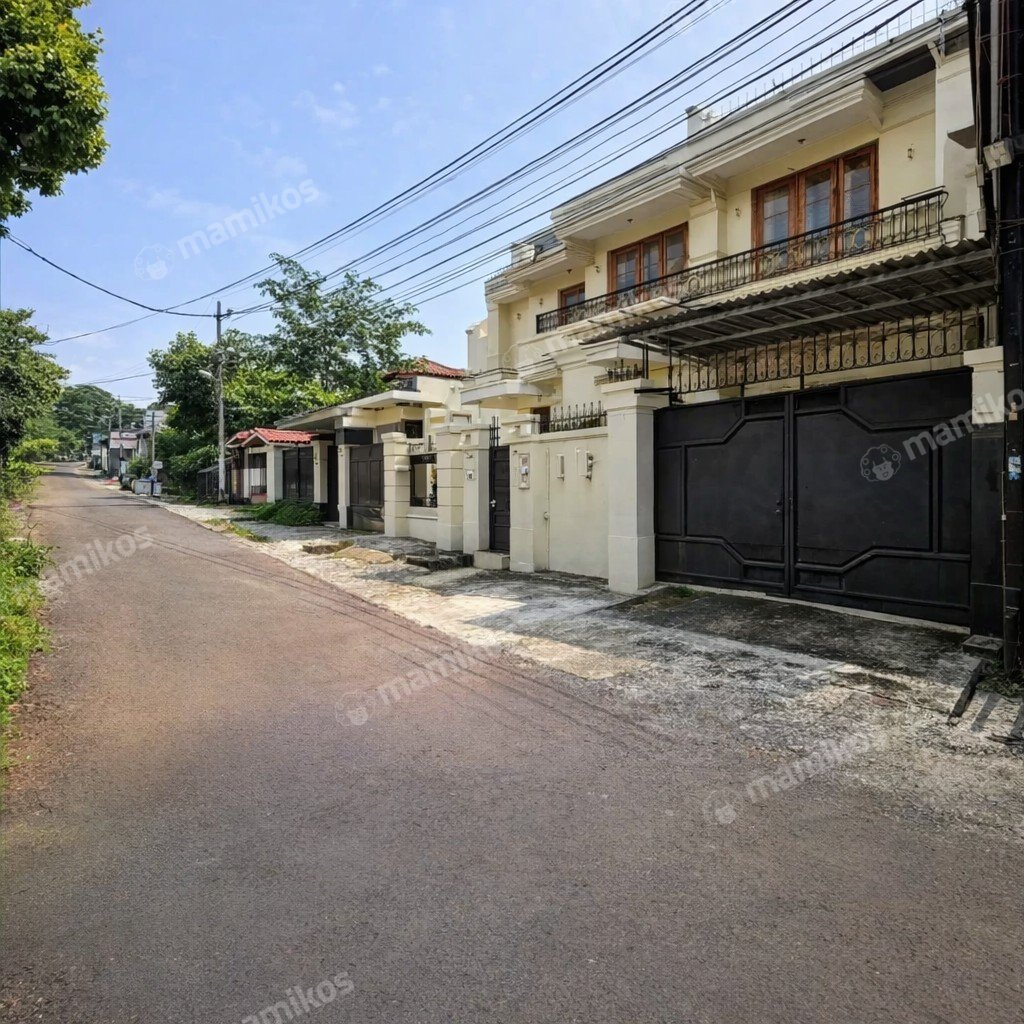 Rumah Sertifikat SHM 5 Kamar Tidur 4 Kamar Mandi Kebayoran Baru Jakarta Selatan - Photo 2