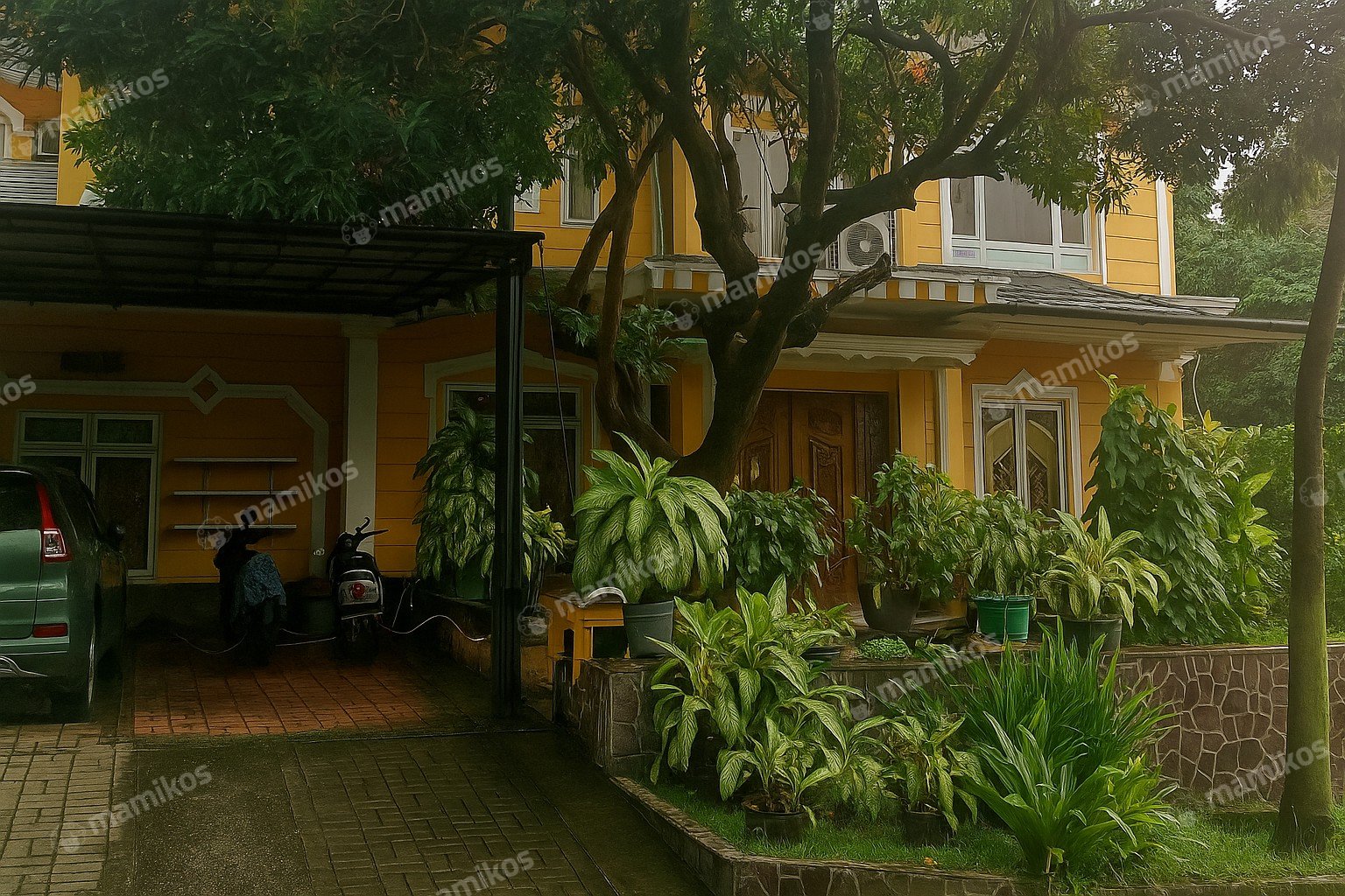 Rumah Sertifikat SHM 7 Kamar Tidur 4 Kamar Mandi Kota Wisata Jakarta Timur