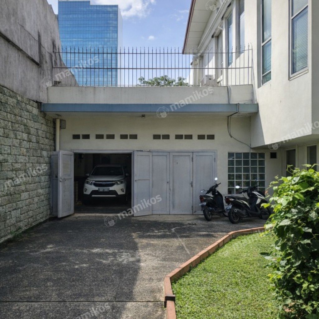 Rumah Sertifikat SHM 5 Kamar Tidur 5 Kamar Mandi Kebayoran Baru Jakarta Selatan - Photo 4