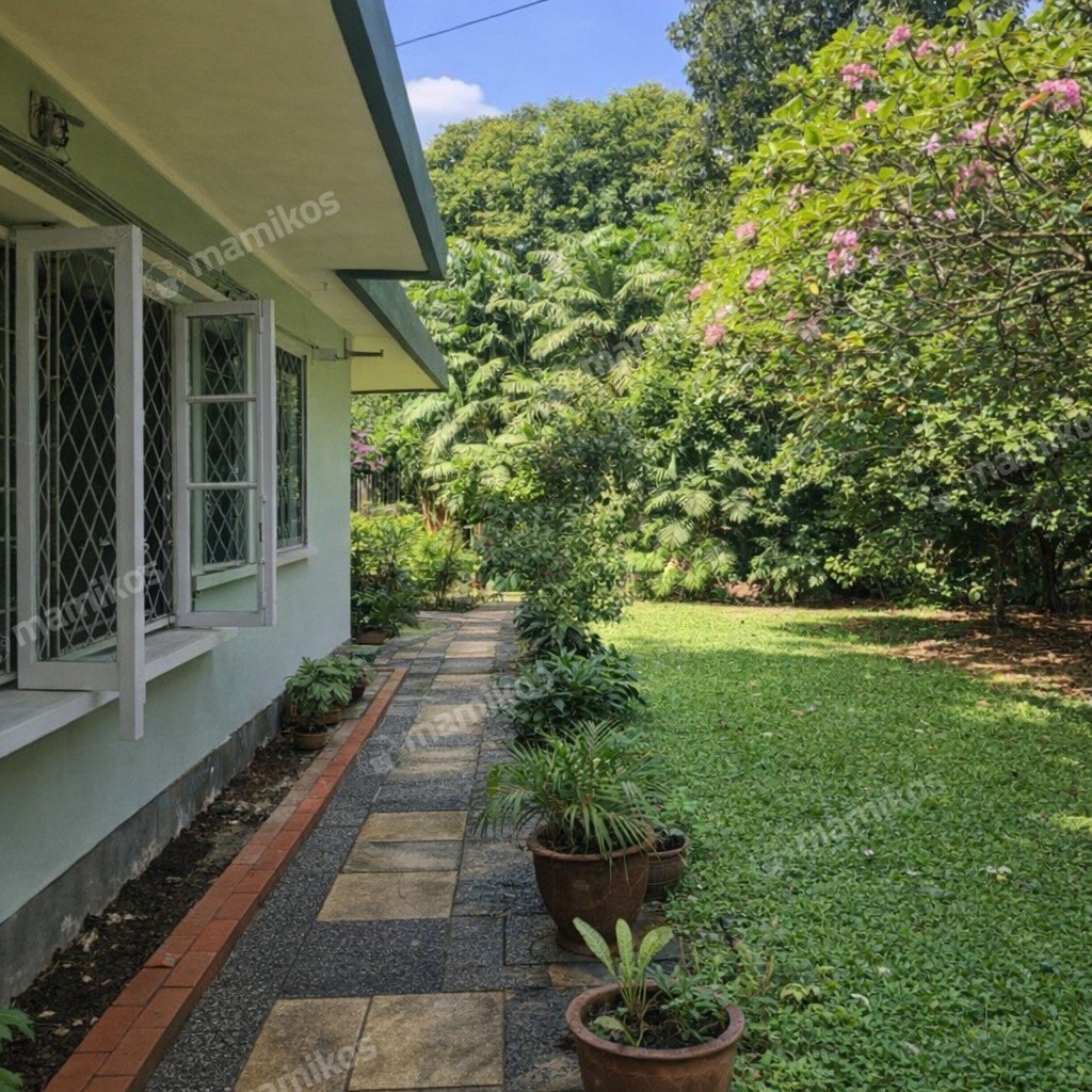 Rumah Sertifikat SHM 5 Kamar Tidur 5 Kamar Mandi Kebayoran Baru Jakarta Selatan - Photo 5