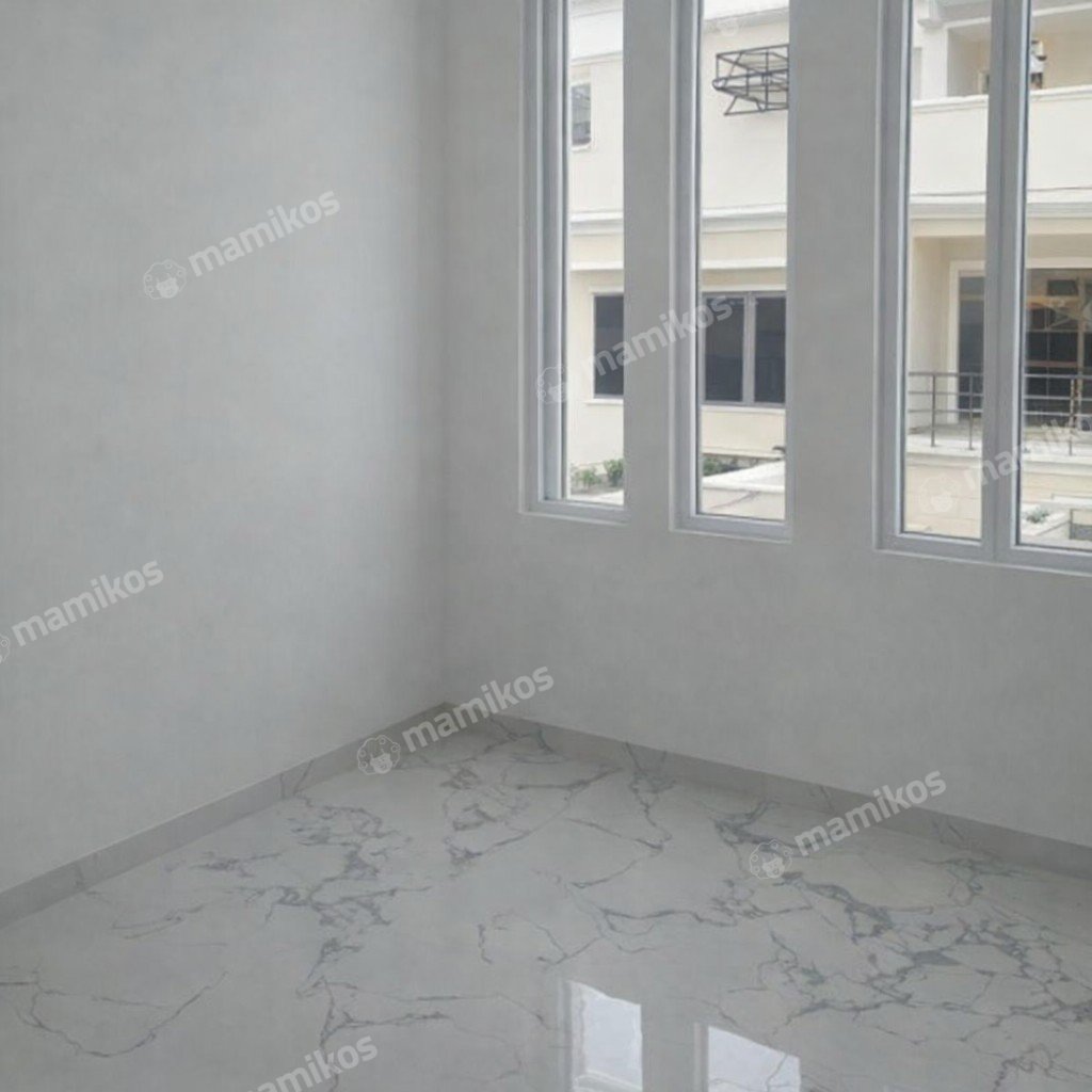 Rumah Sertifikat SHM 4 Kamar Tidur 4 Kamar Mandi Green Ville Jakarta Barat - Photo 3
