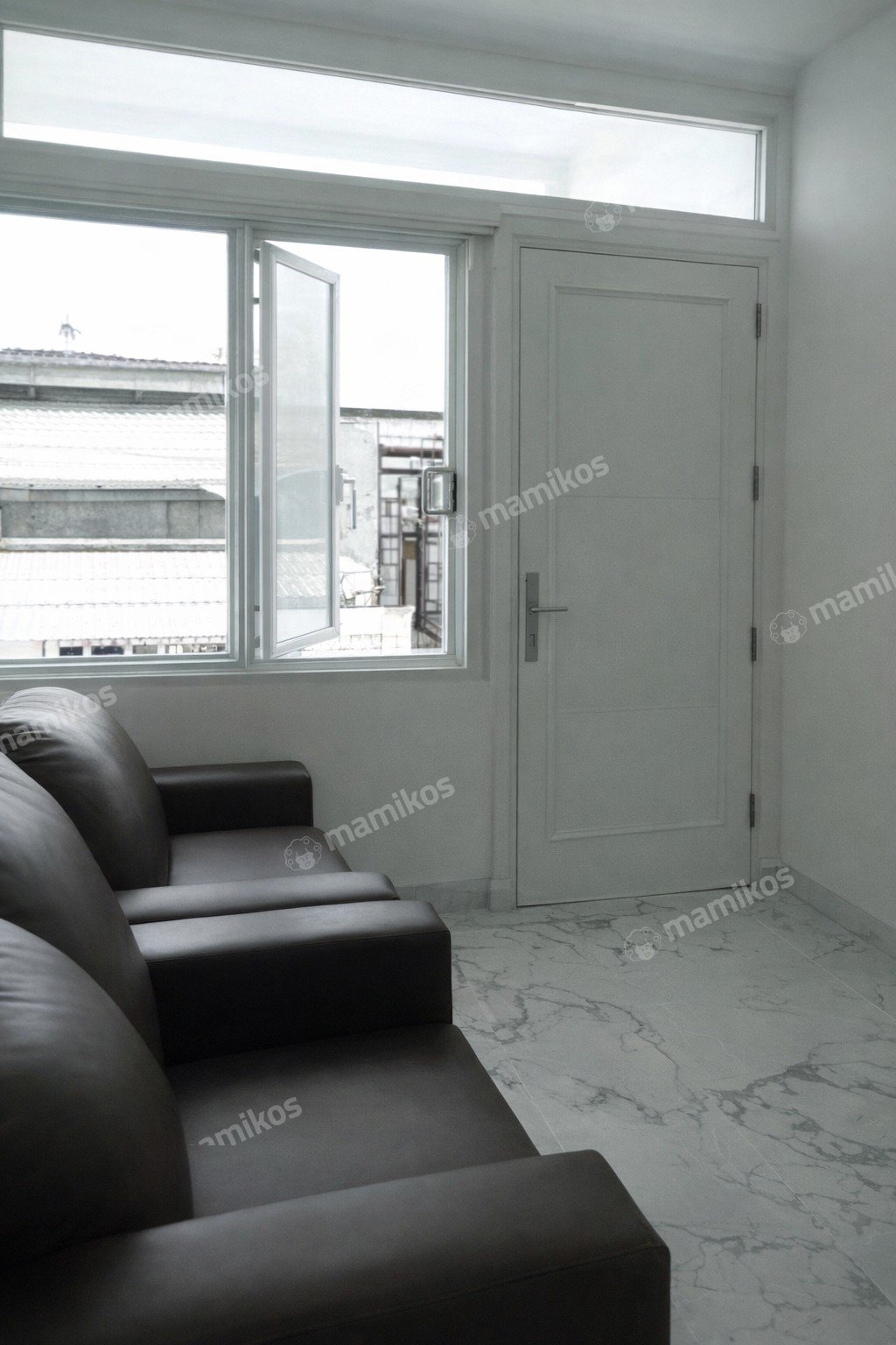 Rumah Sertifikat SHM 4 Kamar Tidur 4 Kamar Mandi Green Ville Jakarta Barat - Photo 5