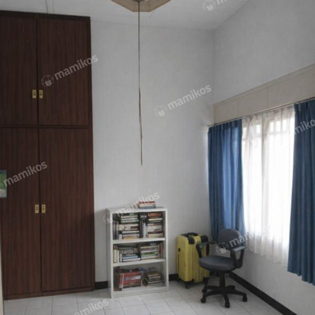 Rumah Sertifikat SHM 5 Kamar Tidur 3 Kamar Mandi Cipinang Jakarta Timur - Photo 3