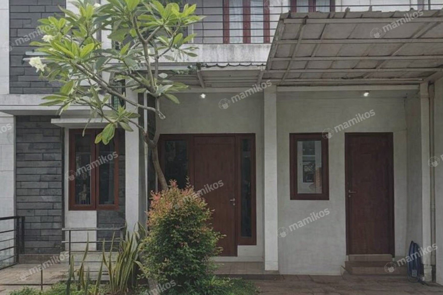 Rumah Sertifikat SHM 2 Kamar Tidur 3 Kamar Mandi Raffles Hills Jakarta Timur