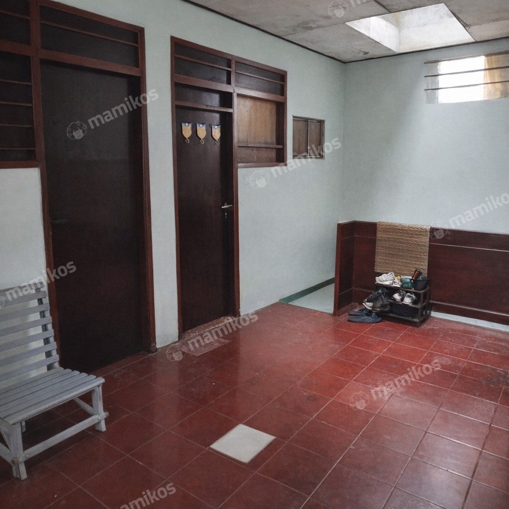Rumah Sertifikat SHM 10 Kamar Tidur 2 Kamar Mandi Cipinang Jakarta Timur - Photo 4