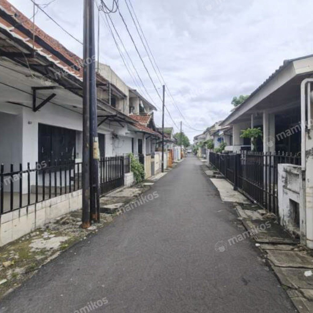 Rumah Sertifikat SHM 10 Kamar Tidur 2 Kamar Mandi Cipinang Jakarta Timur - Photo 5