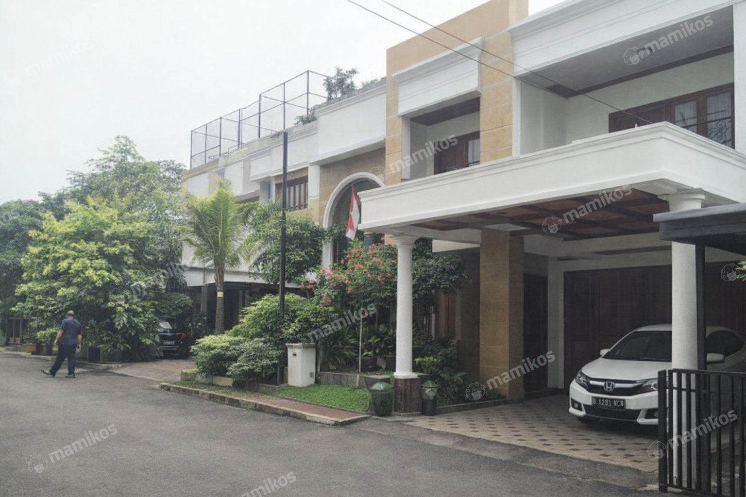 Rumah Sertifikat SHM 8 Kamar Tidur 8 Kamar Mandi Pesanggrahan Jakarta Selatan