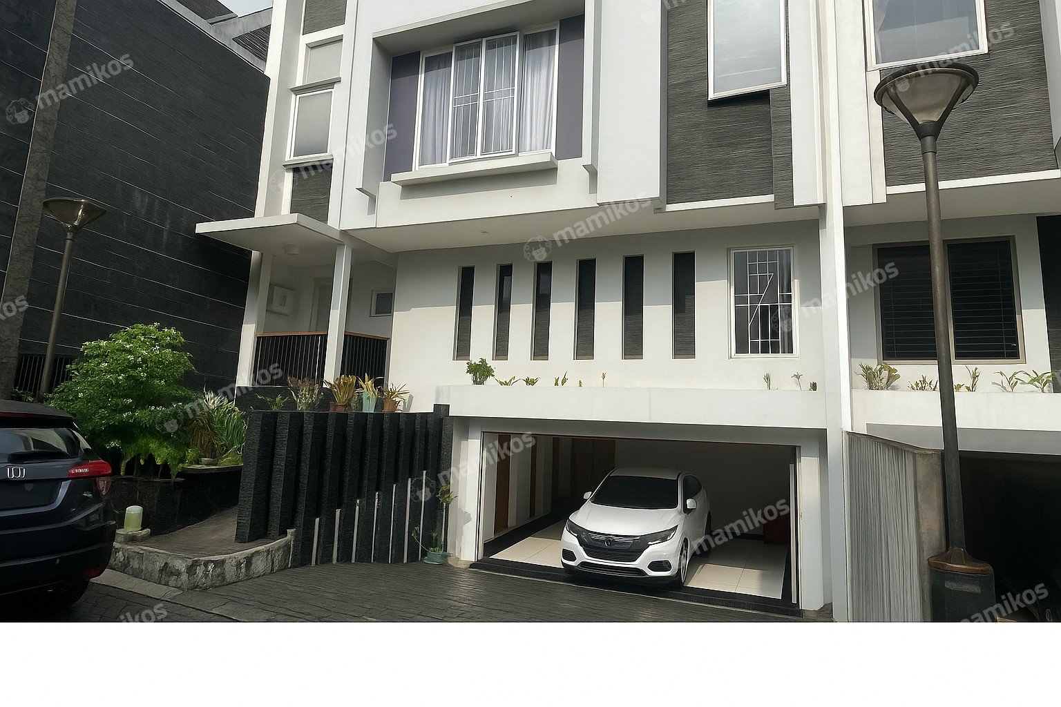 Rumah Sertifikat SHM 4 Kamar Tidur 5 Kamar Mandi Kebayoran Baru Jakarta Selatan
