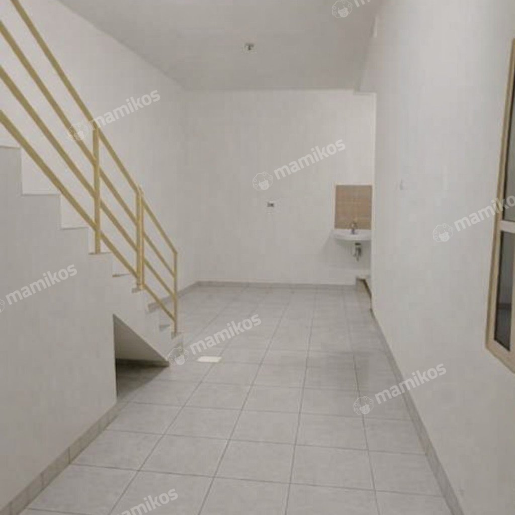 Rumah Sertifikat SHM 3 Kamar Tidur 2 Kamar Mandi Taman Surya Jakarta Barat - Photo 5