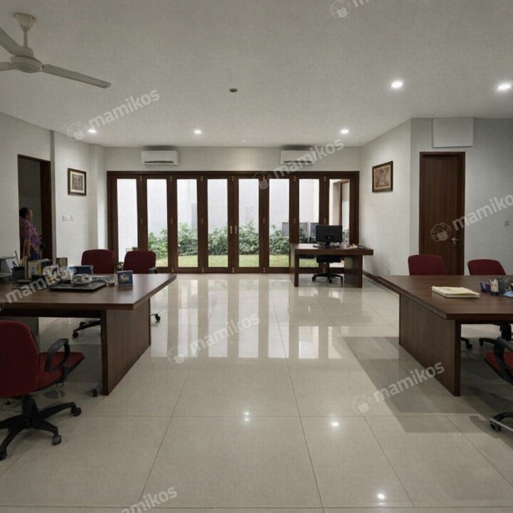 Rumah Sertifikat SHM 4 Kamar Tidur 3 Kamar Mandi Kebayoran Baru Jakarta Selatan - Photo 2