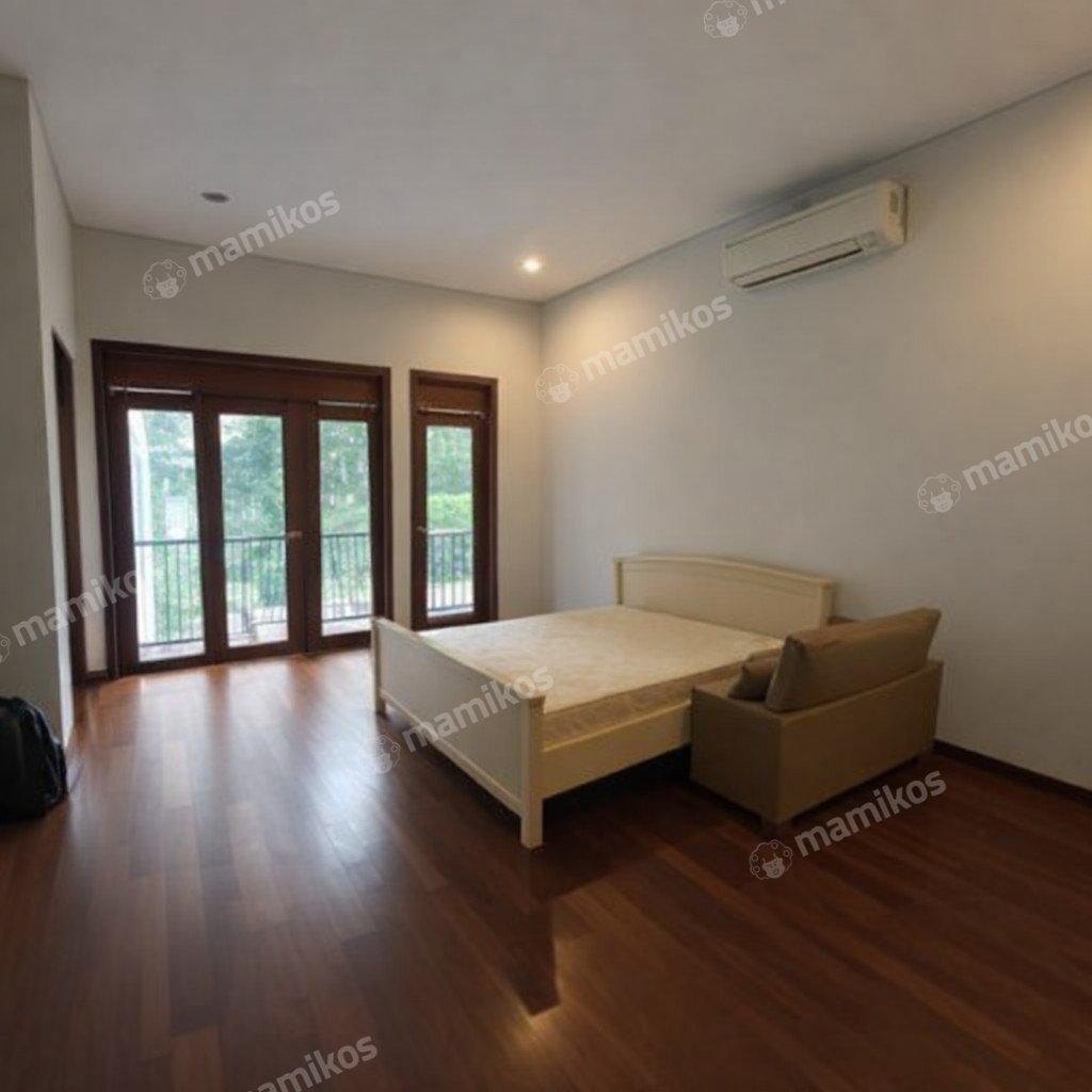 Rumah Sertifikat SHM 4 Kamar Tidur 3 Kamar Mandi Kebayoran Baru Jakarta Selatan - Photo 4