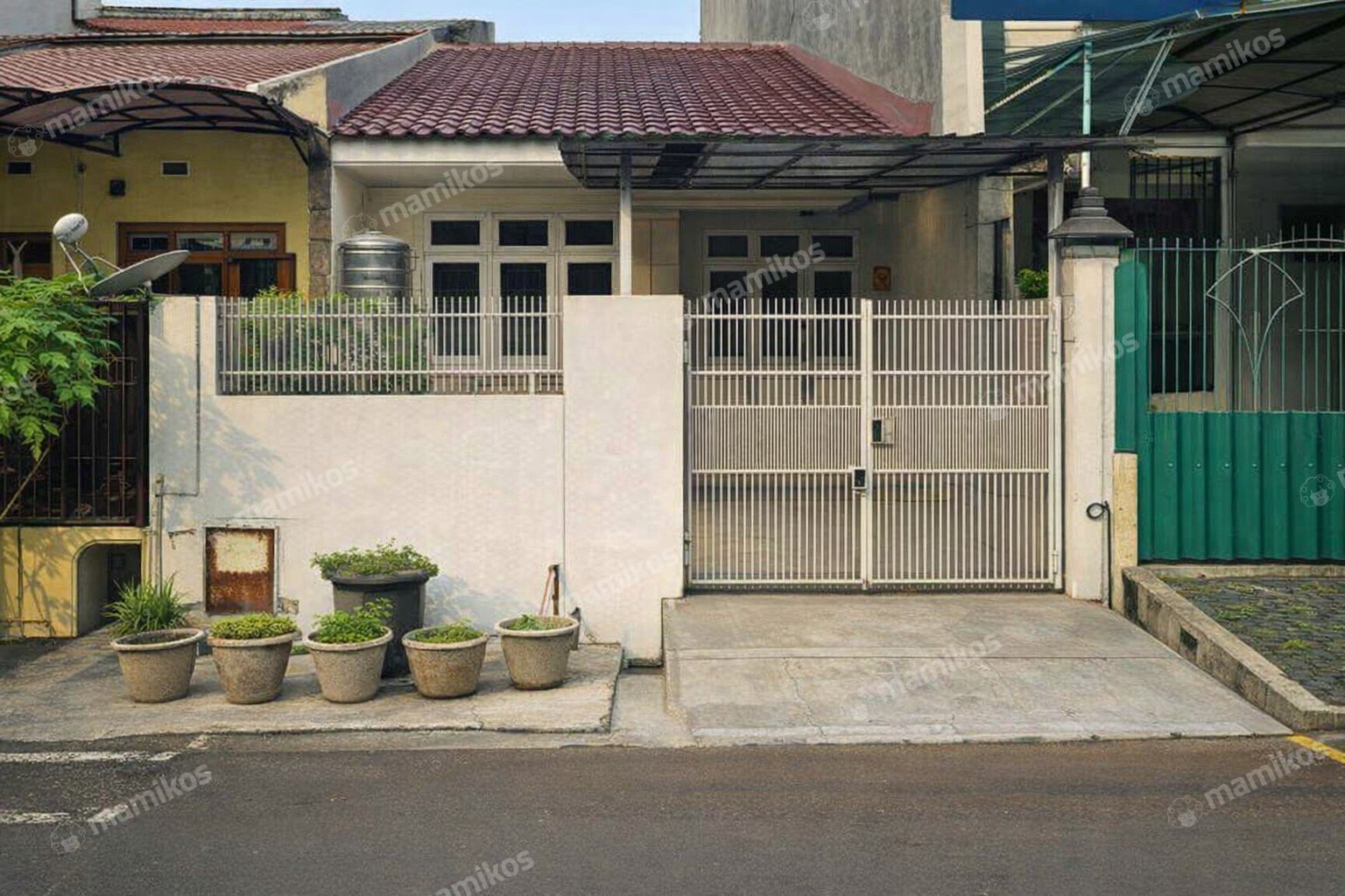 Rumah Sertifikat SHM 2 Kamar Tidur 2 Kamar Mandi Puri Indah Jakarta Barat