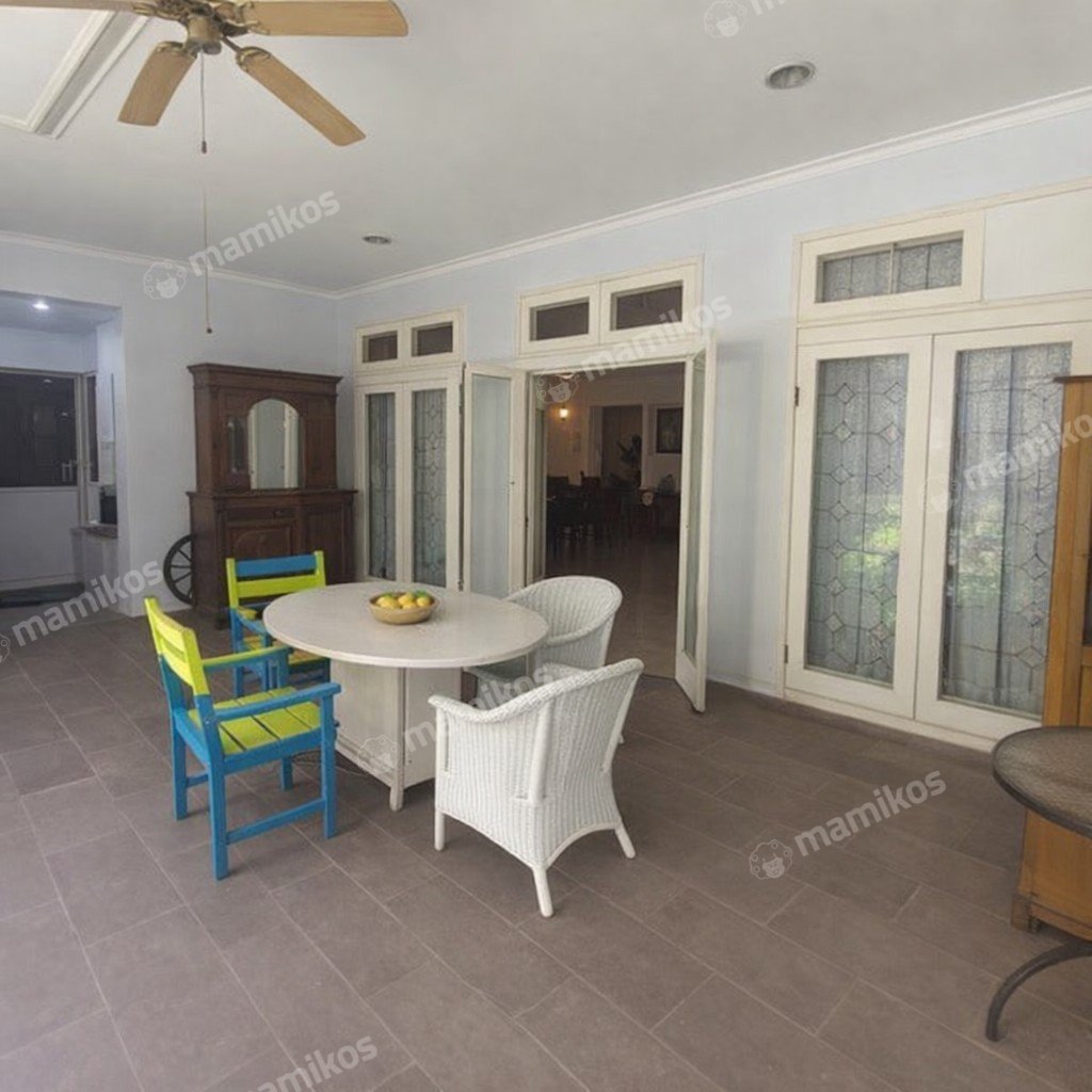 Rumah Sertifikat SHM 4 Kamar Tidur 2 Kamar Mandi Sektor 3 - Bintaro Jakarta Selatan - Photo 2