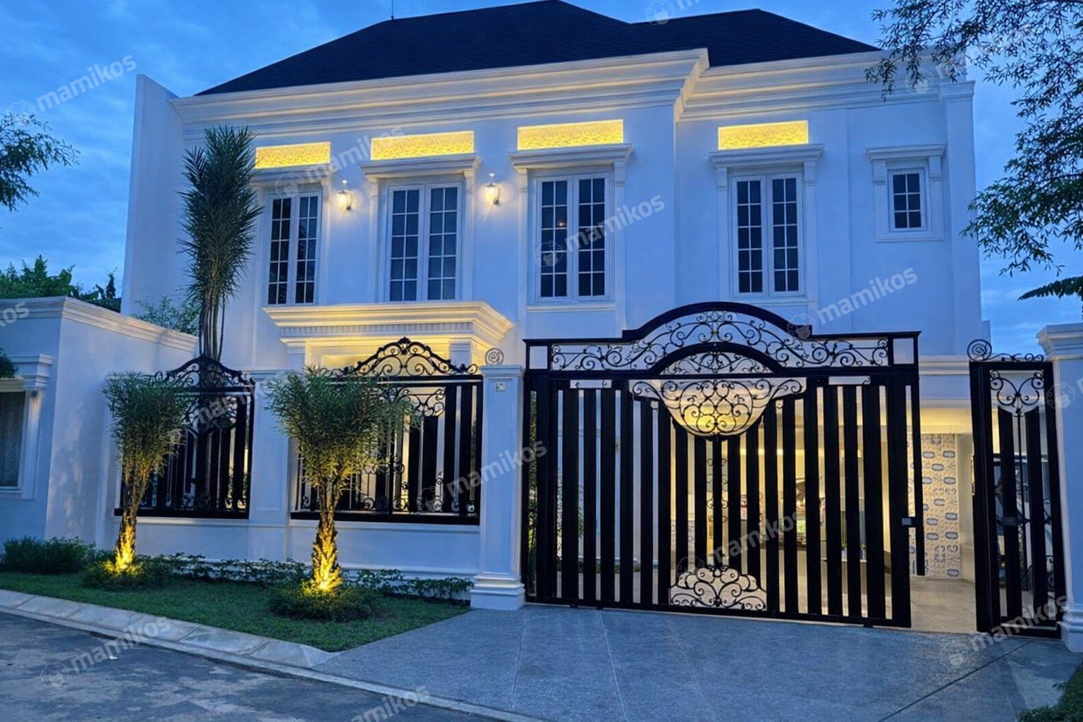 Rumah 7 Kamar Tidur 8 Kamar Mandi 2 Lantai Pondok Indah Jakarta Selatan
