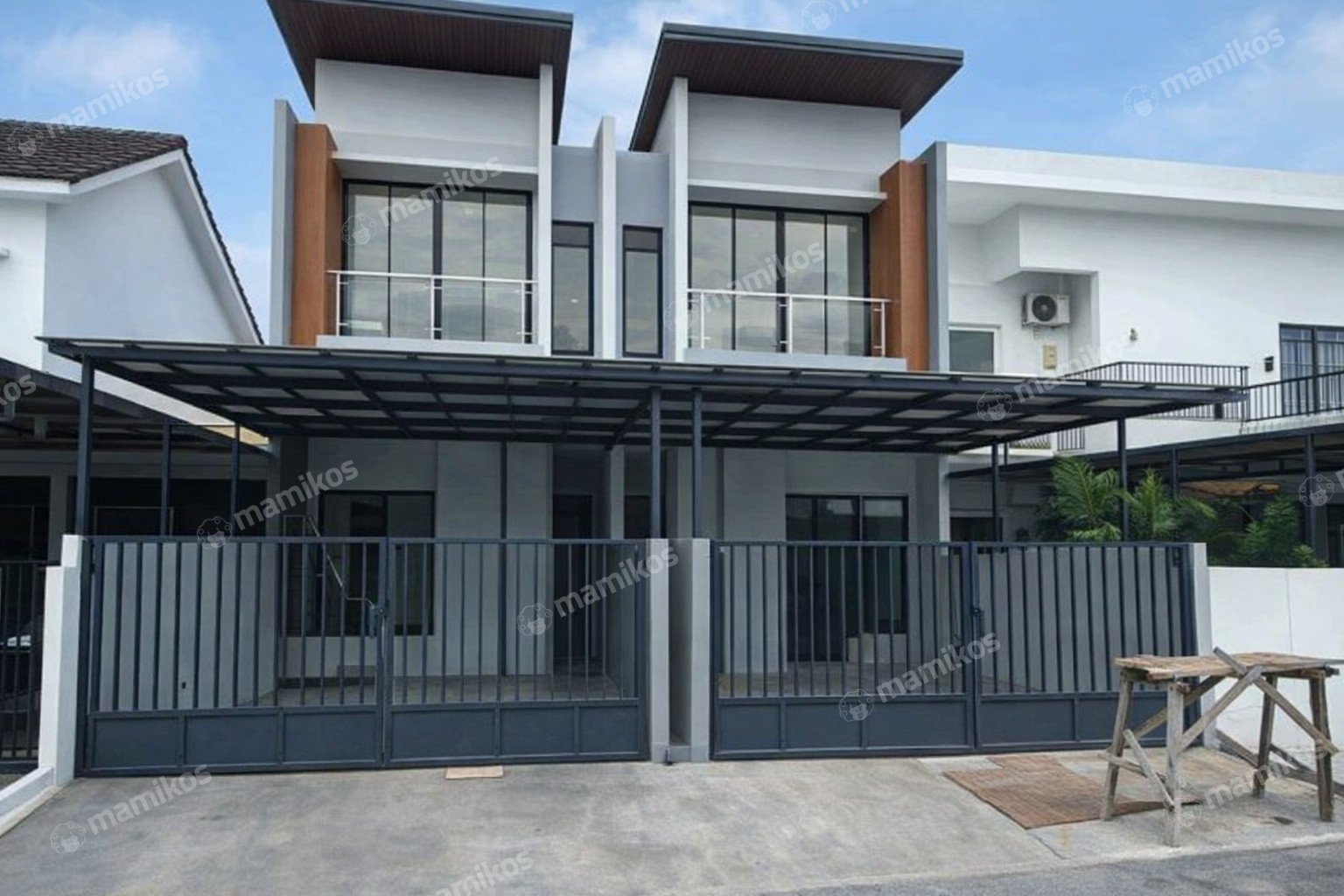 Rumah Sertifikat SHM 4 Kamar Tidur 3 Kamar Mandi Metland Puri Jakarta Barat