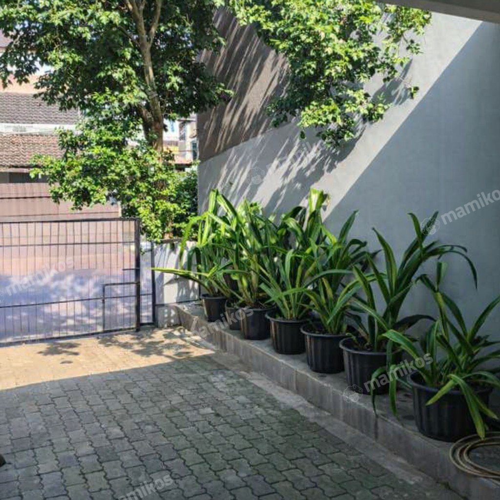 Rumah Sertifikat SHM 6 Kamar Tidur 4 Kamar Mandi Bintaro Jakarta Selatan - Photo 4