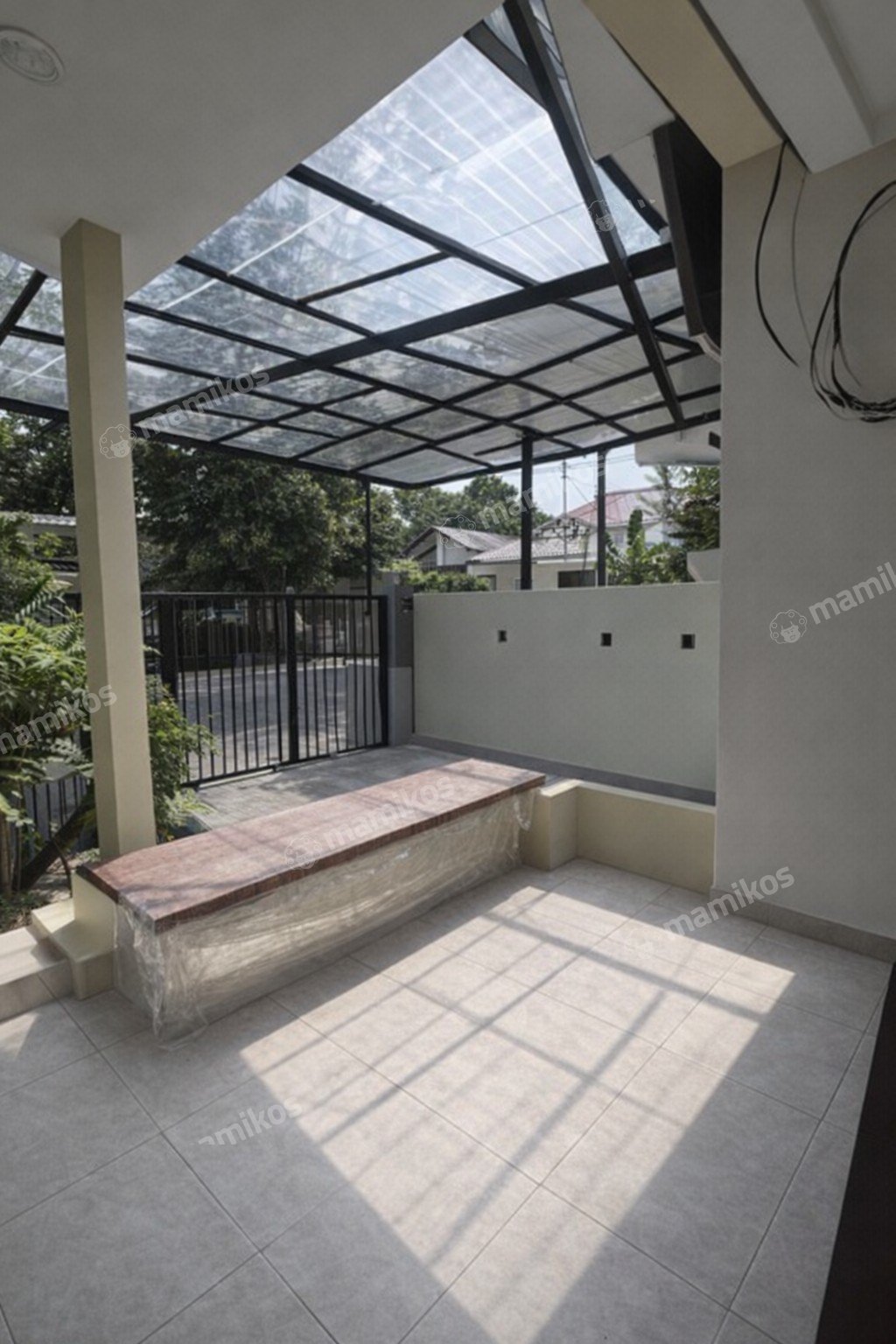 Rumah Sertifikat SHM 6 Kamar Tidur 6 Kamar Mandi Pulomas Jakarta Timur - Photo 4