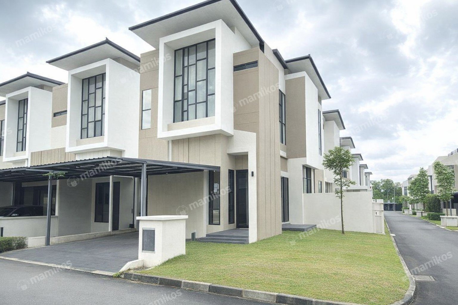 Rumah Sertifikat HGB 4 Kamar Tidur 4 Kamar Mandi Jakarta Garden City Jakarta Timur
